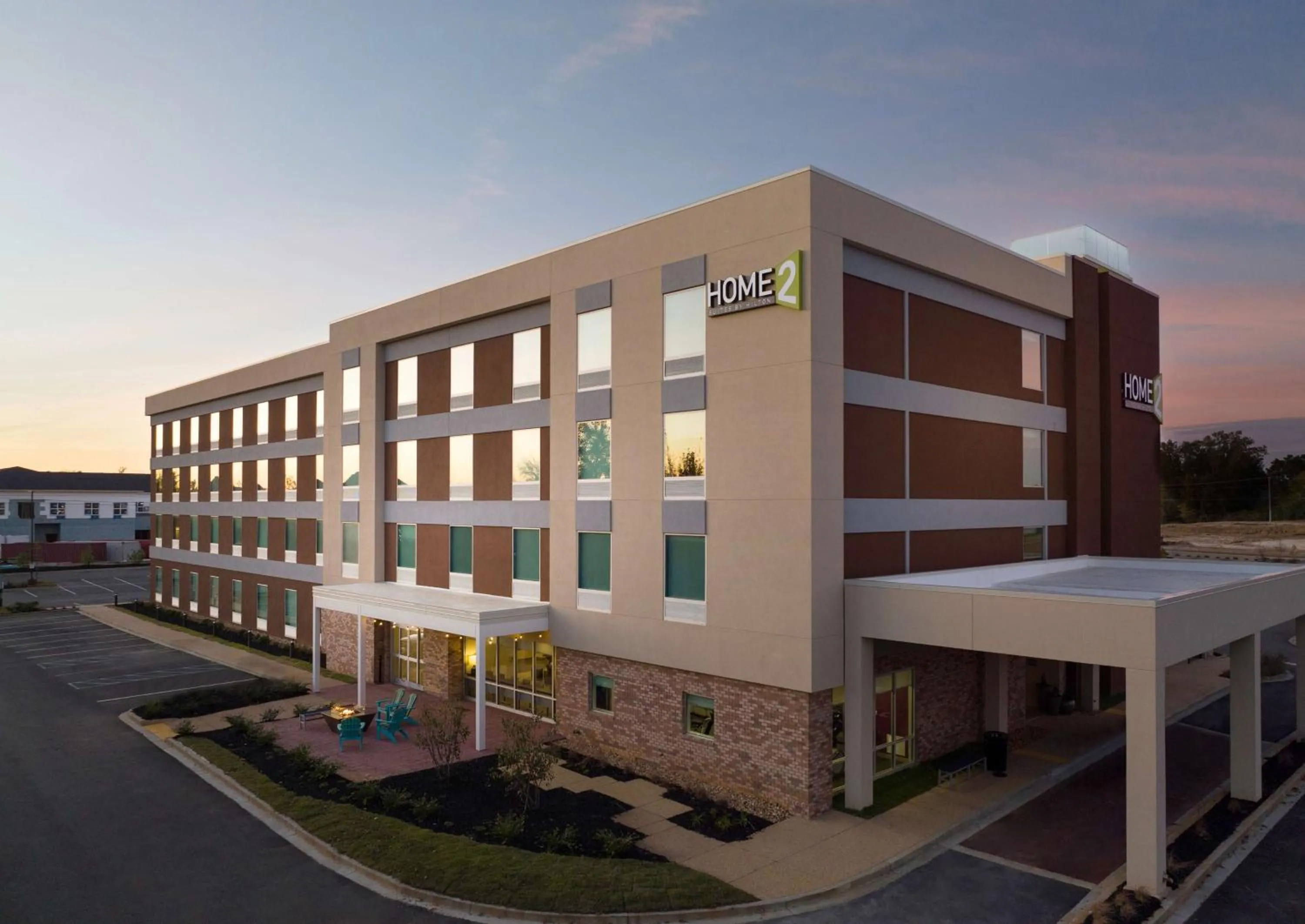 Property building in Home2 Suites By Hilton Tupelo