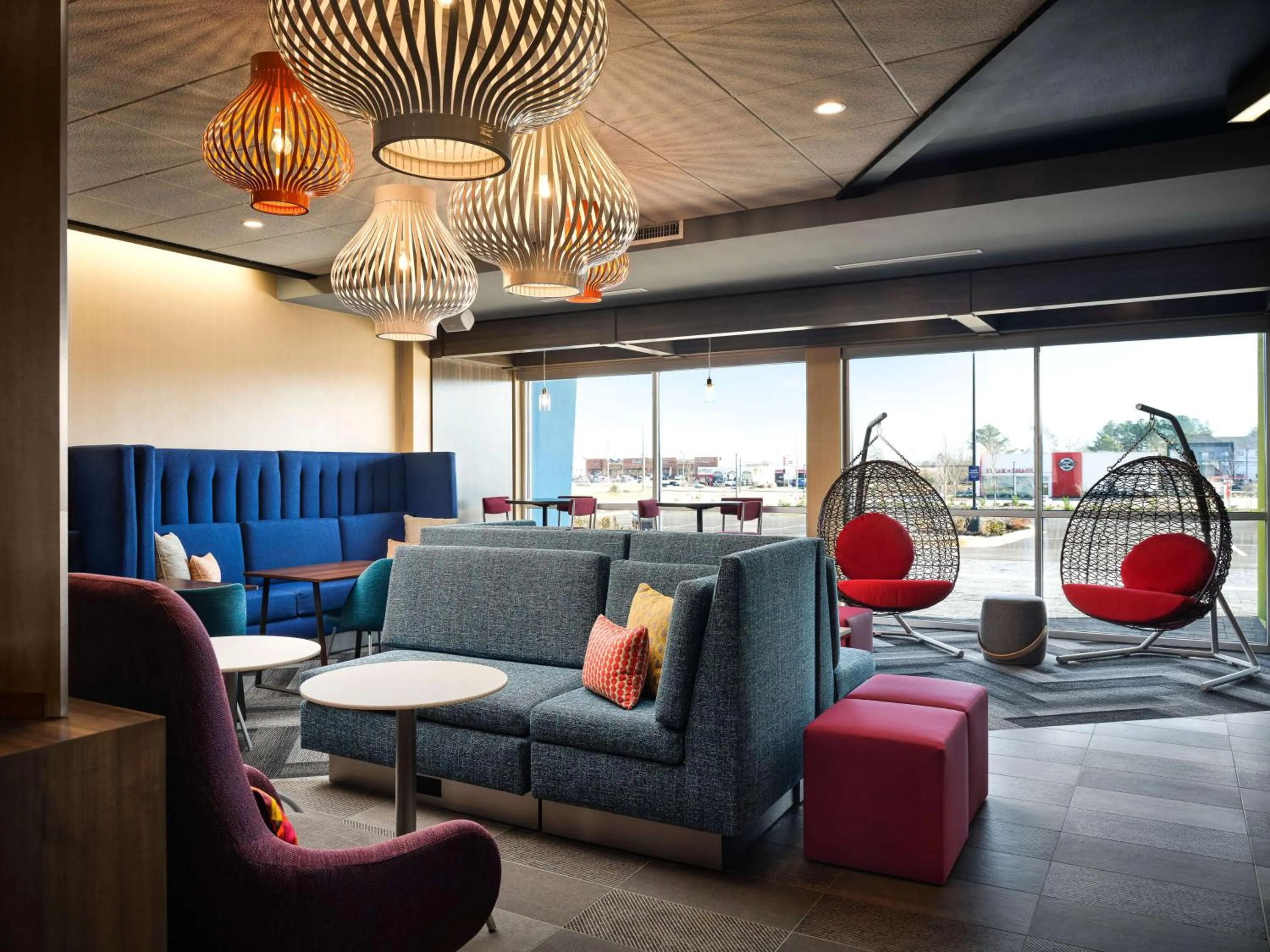 Lobby or reception in Tru By Hilton Tupelo, Ms