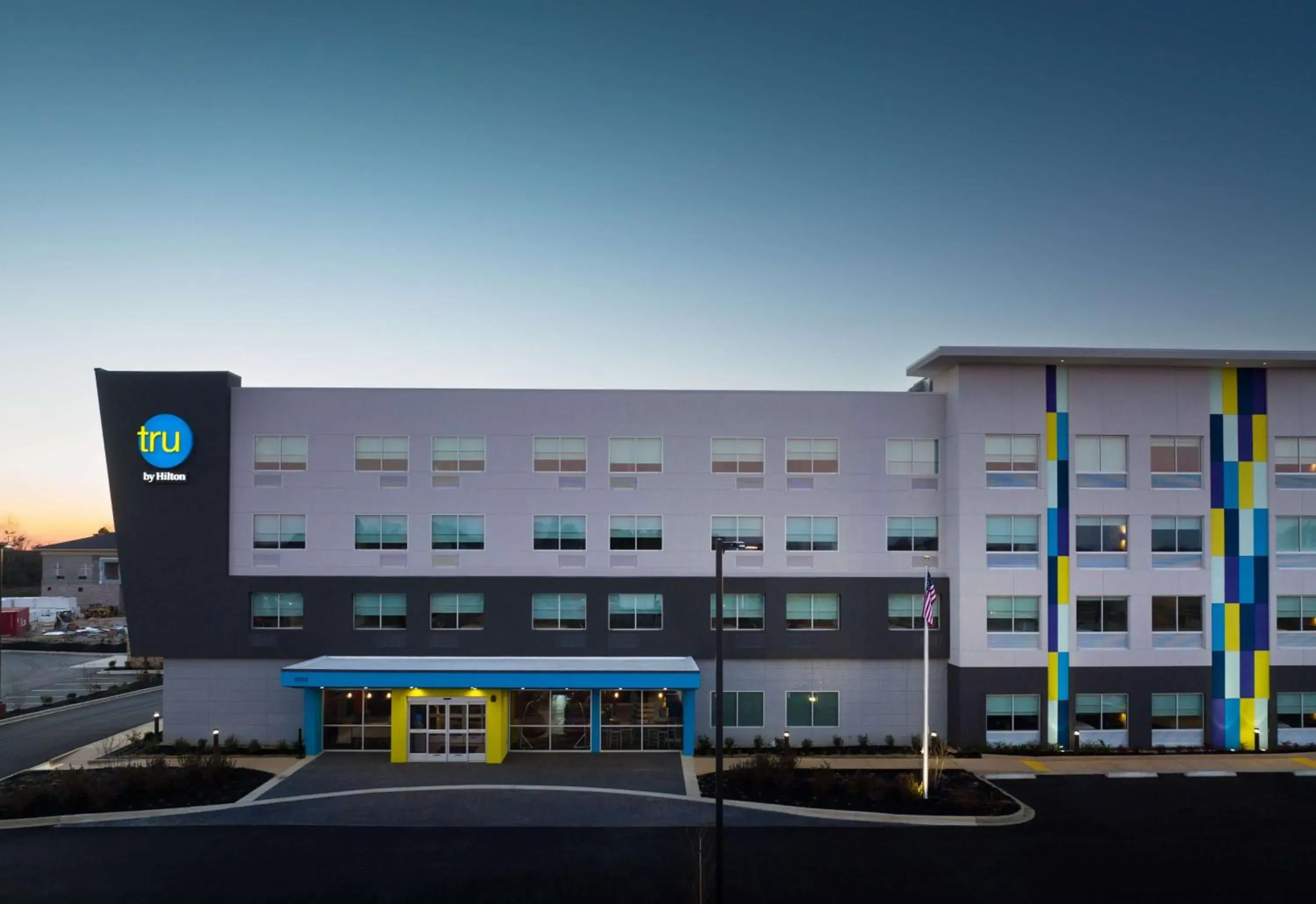 Property building in Tru By Hilton Tupelo, Ms Property building in Tru By Hilton Tupelo, Ms