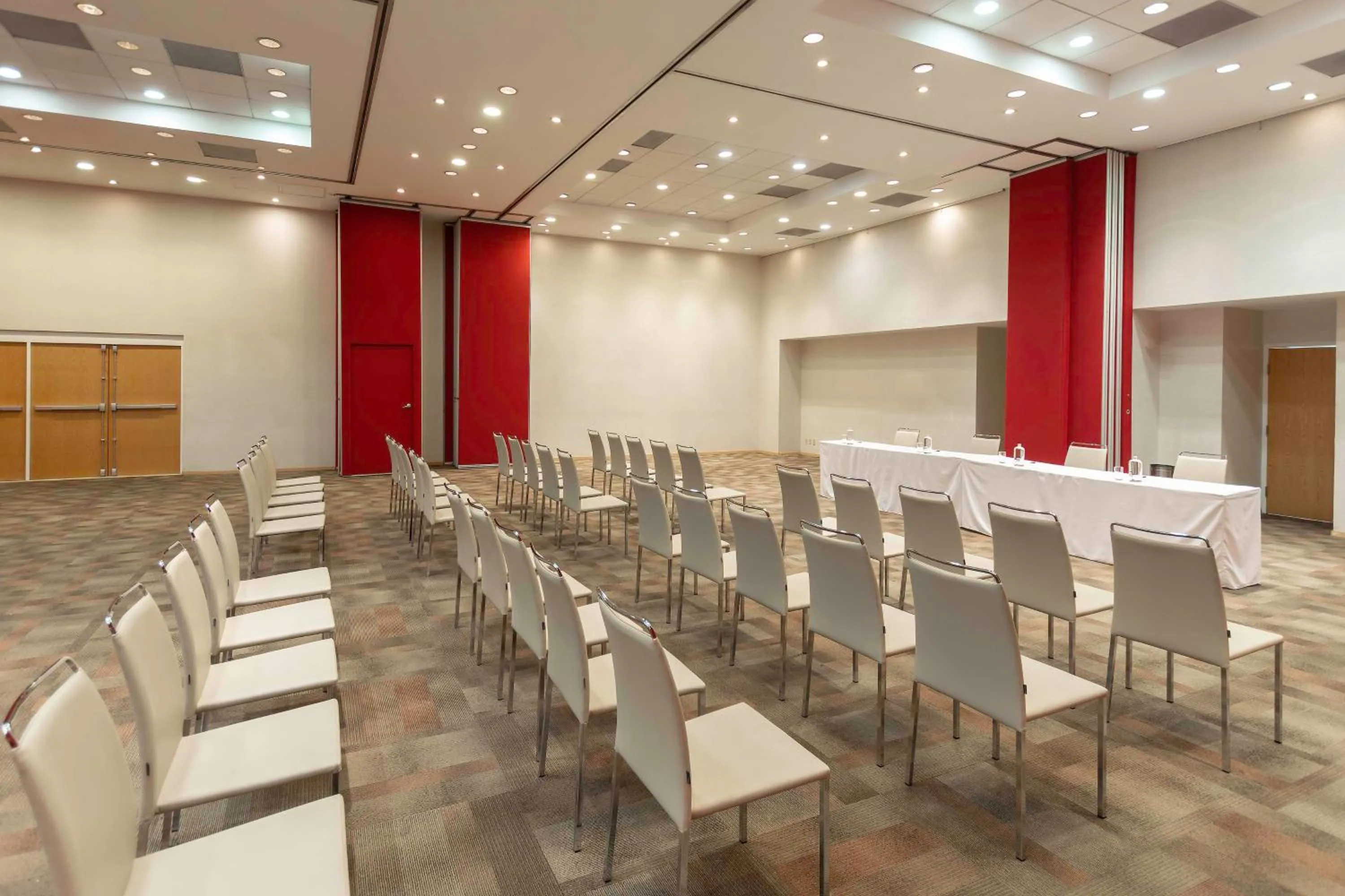 Meeting/conference room in NH Puebla Centro Histórico