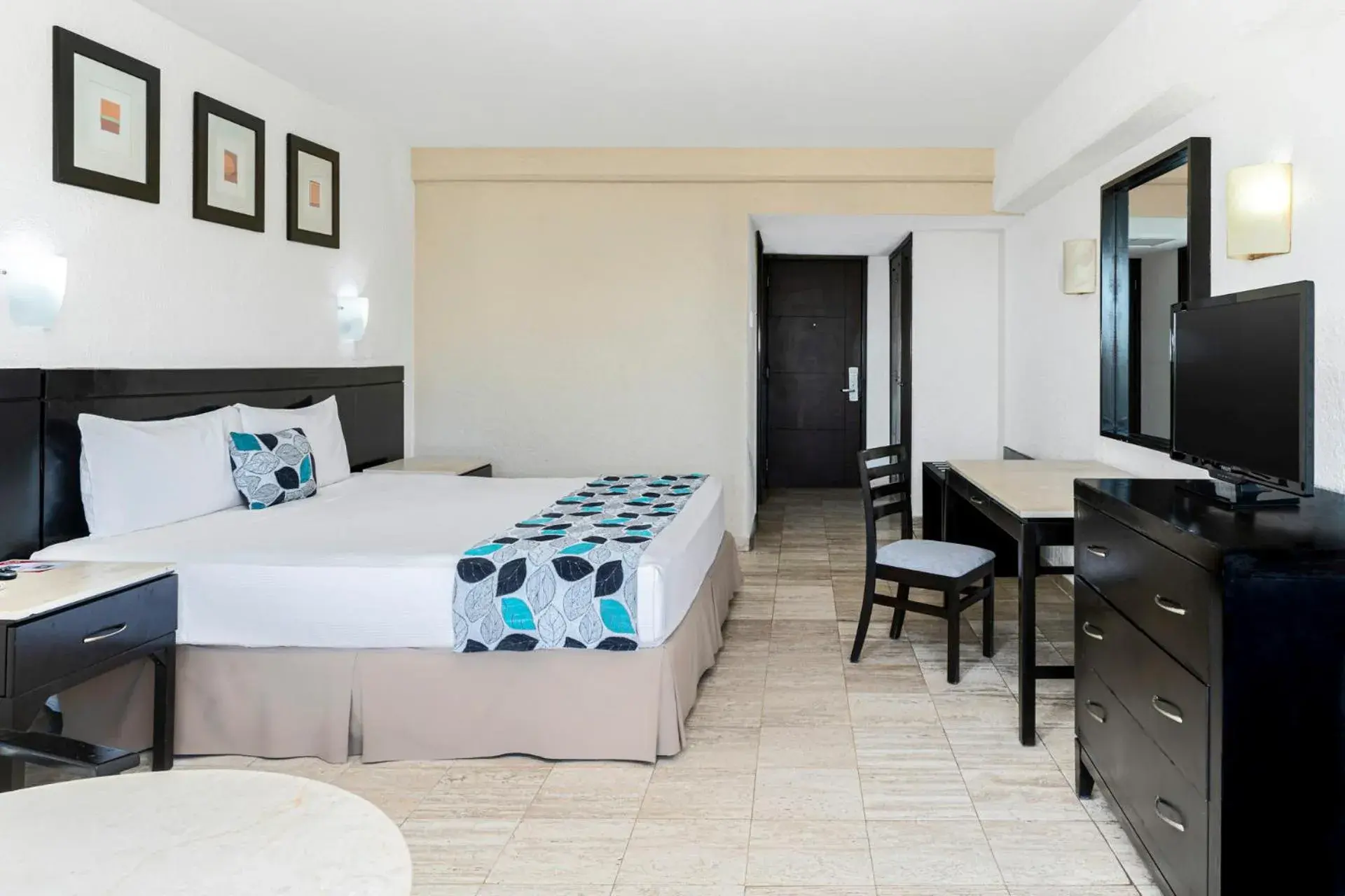 Bed in Krystal Ixtapa All Inclusive Bed in Krystal Ixtapa All Inclusive