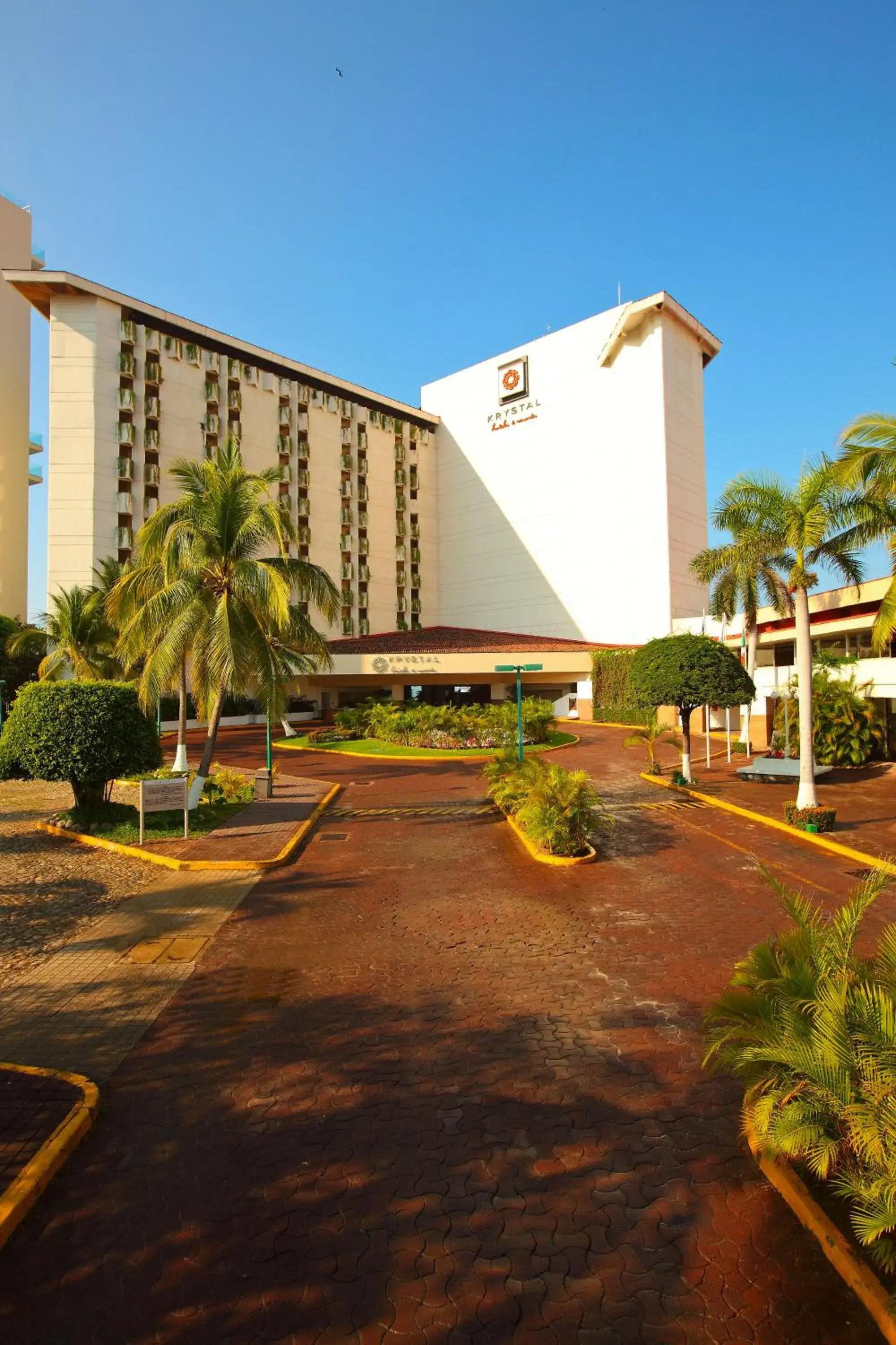 Facade/entrance in Krystal Ixtapa All Inclusive Facade/entrance in Krystal Ixtapa All Inclusive