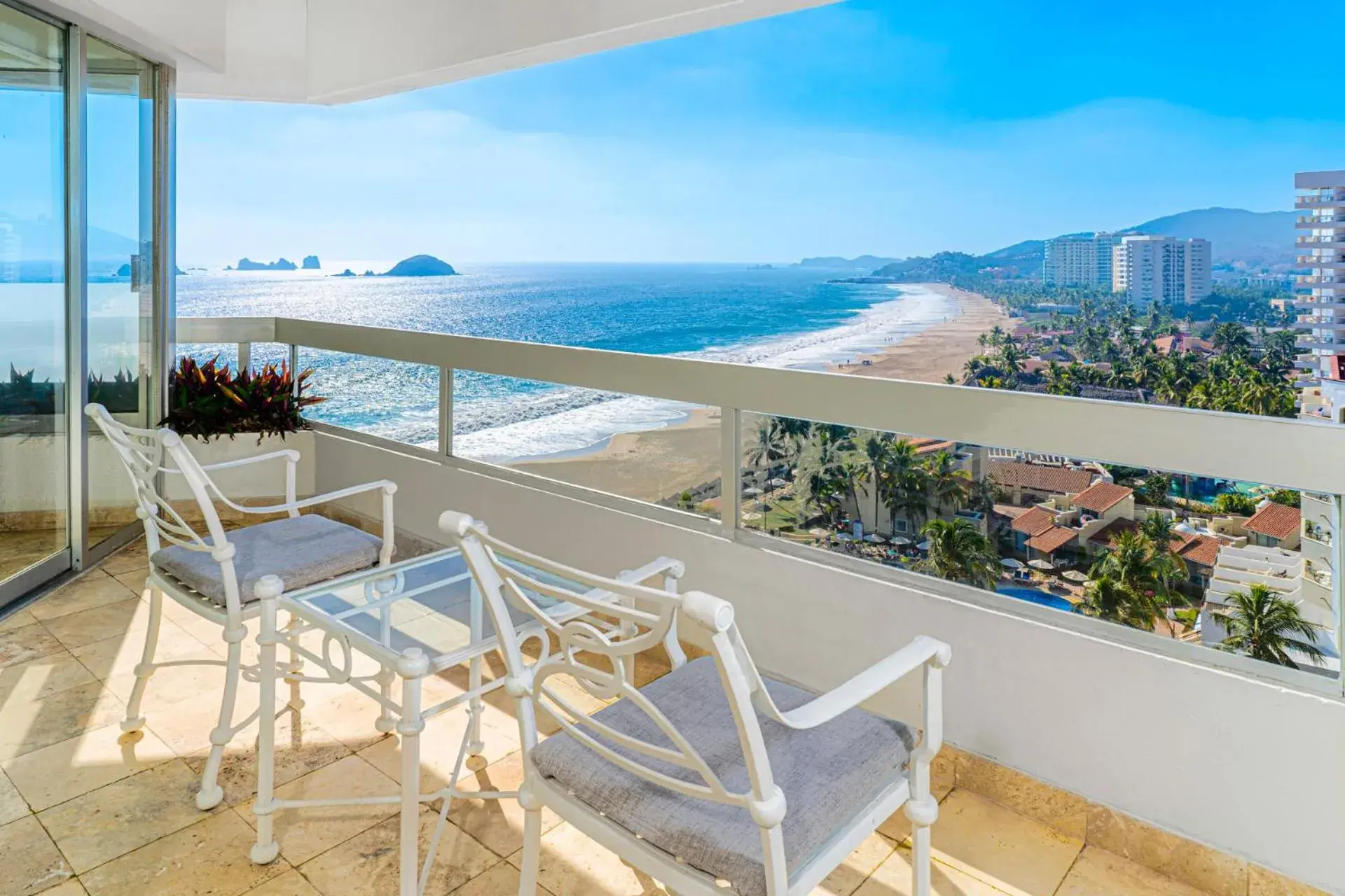 Sea view in Krystal Ixtapa All Inclusive Sea view in Krystal Ixtapa All Inclusive