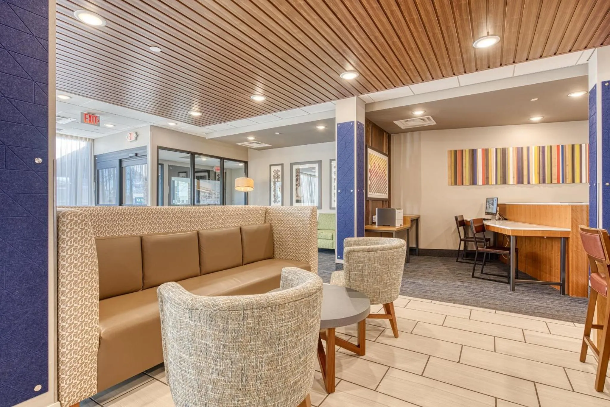 Property building in Holiday Inn Express & Suites - Manitou Springs by IHG