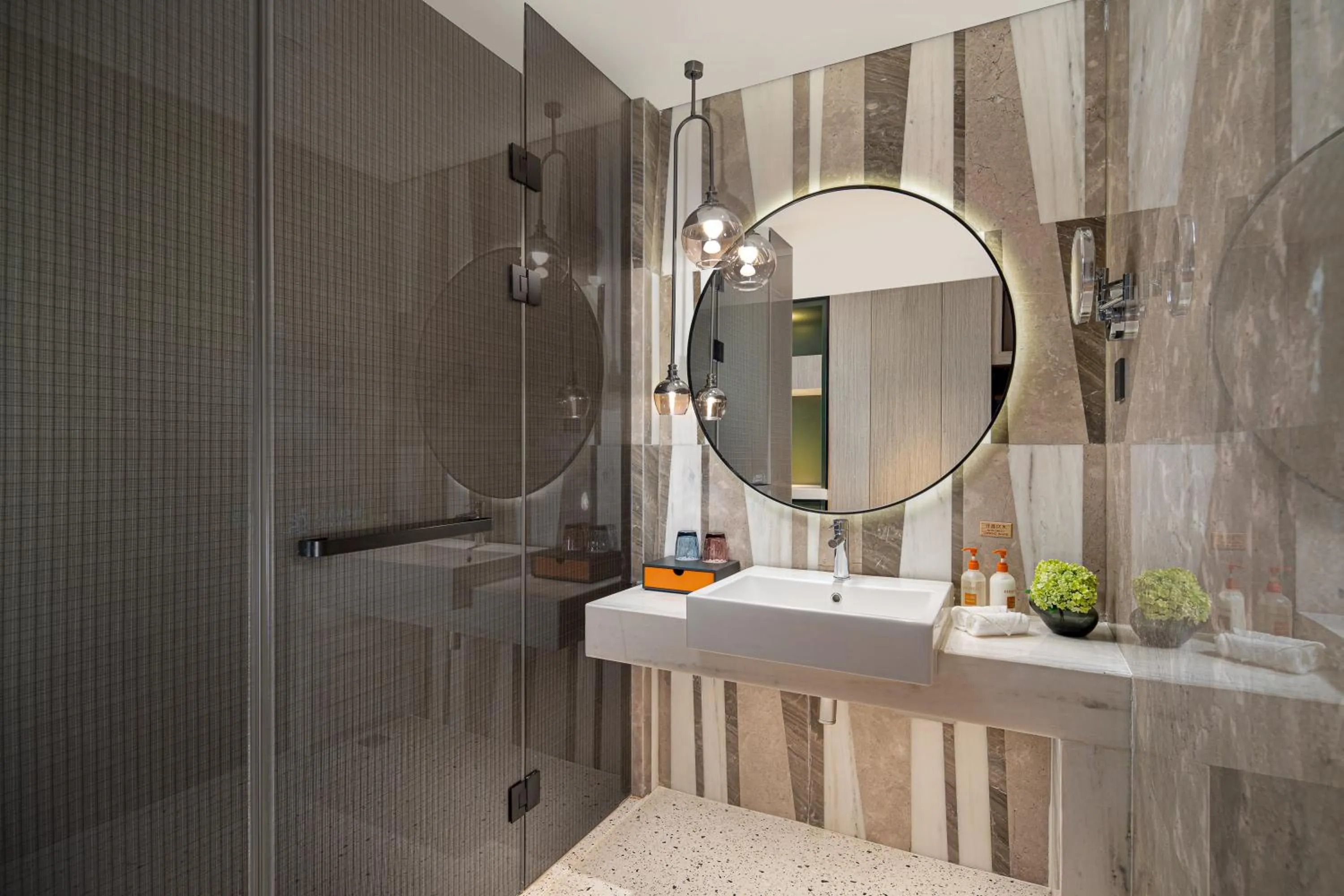 Toilet in Crowne Plaza Chongli Resort by IHG