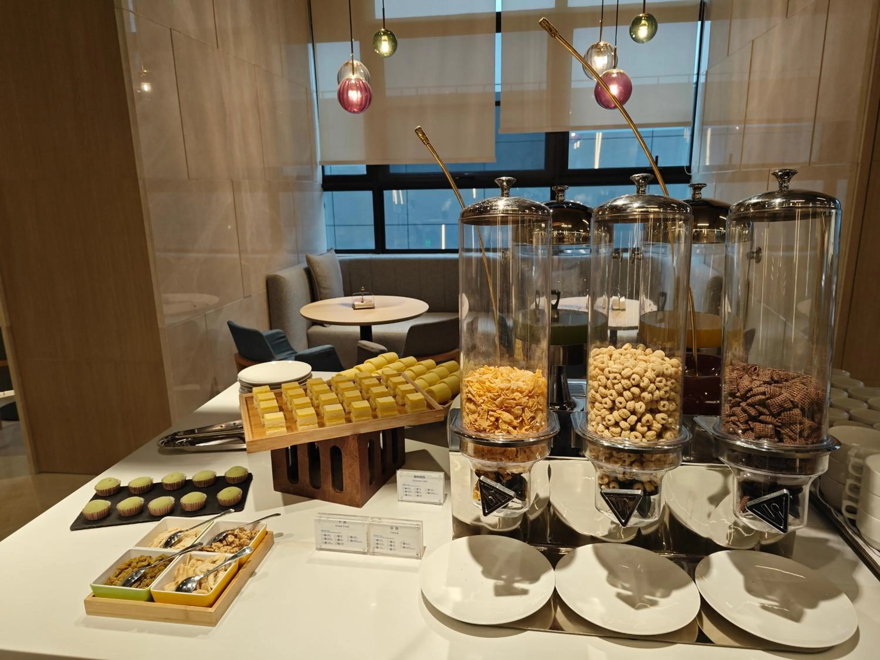 Breakfast in Holiday Inn Express Shanghai Qingpu New City by IHG