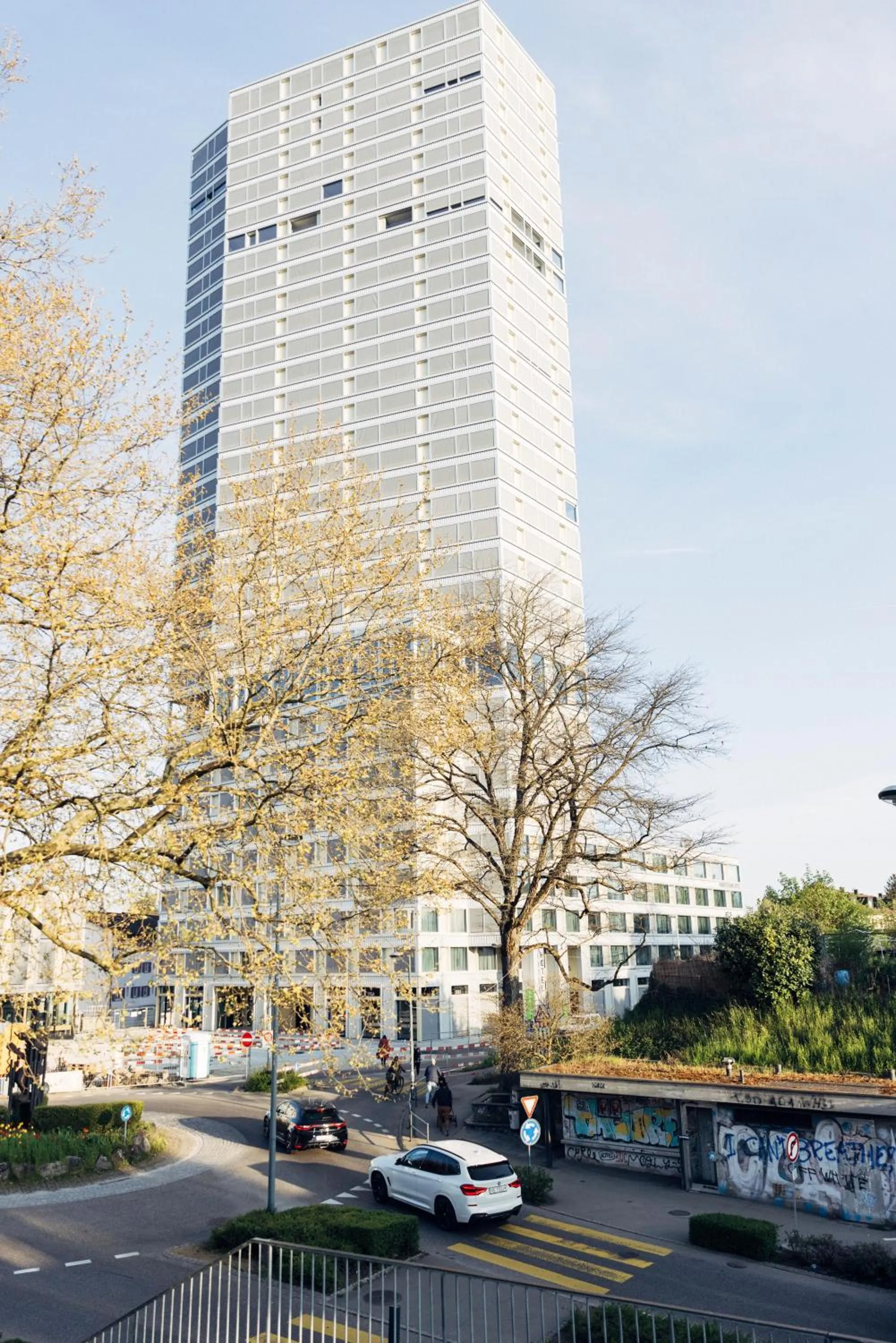 Property building in harry's home Bern-Expo