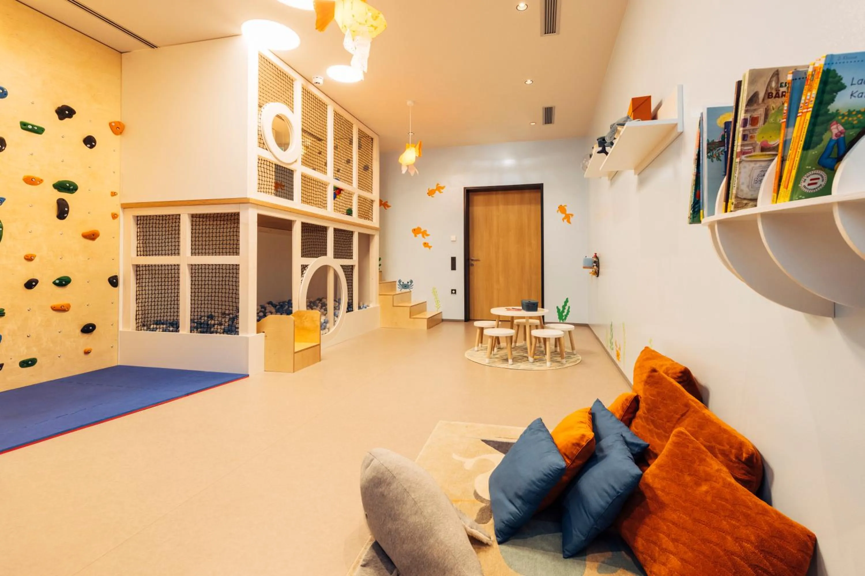 children in harry's home Bern-Expo