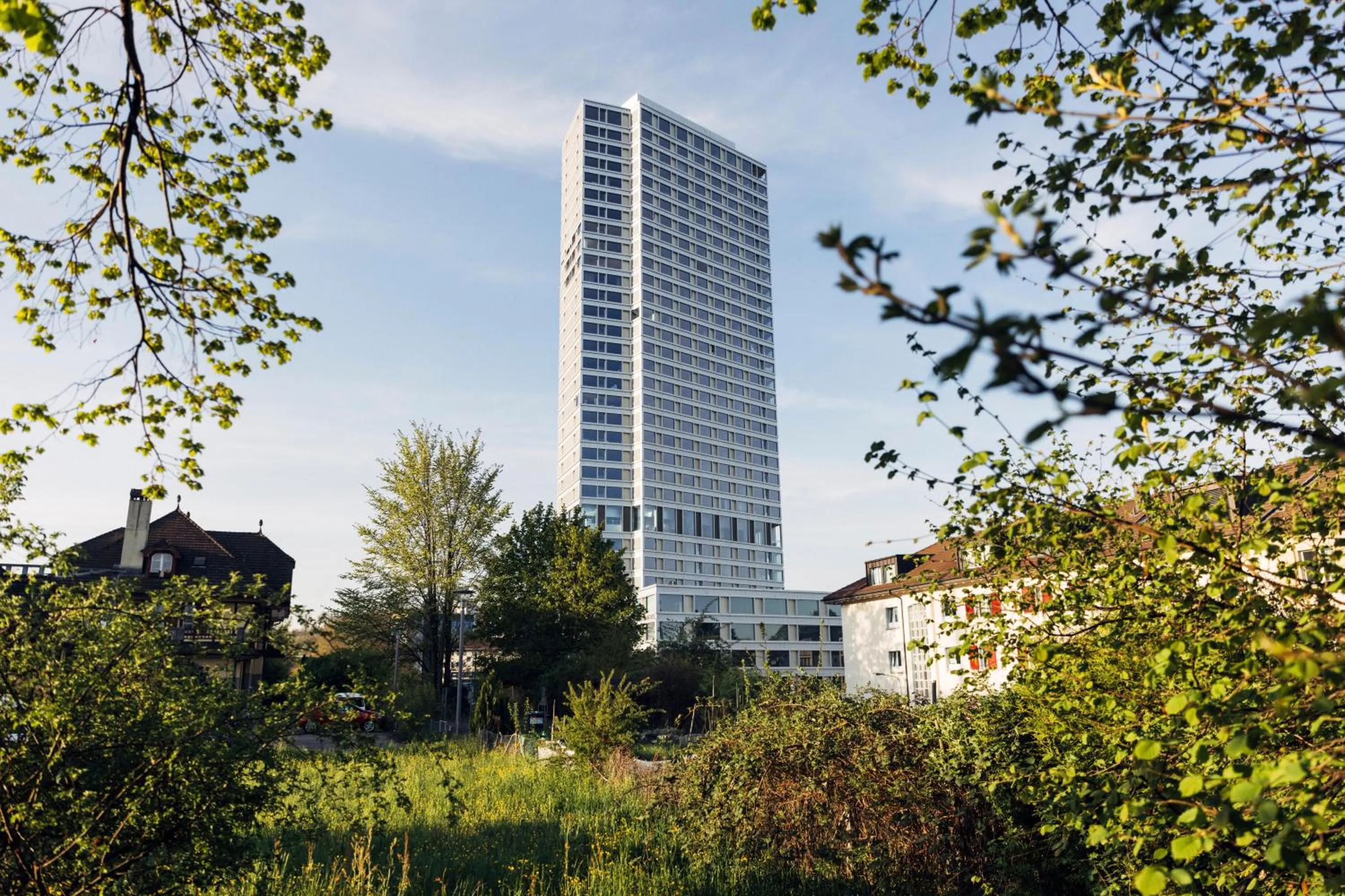 Property building in harry's home Bern-Expo