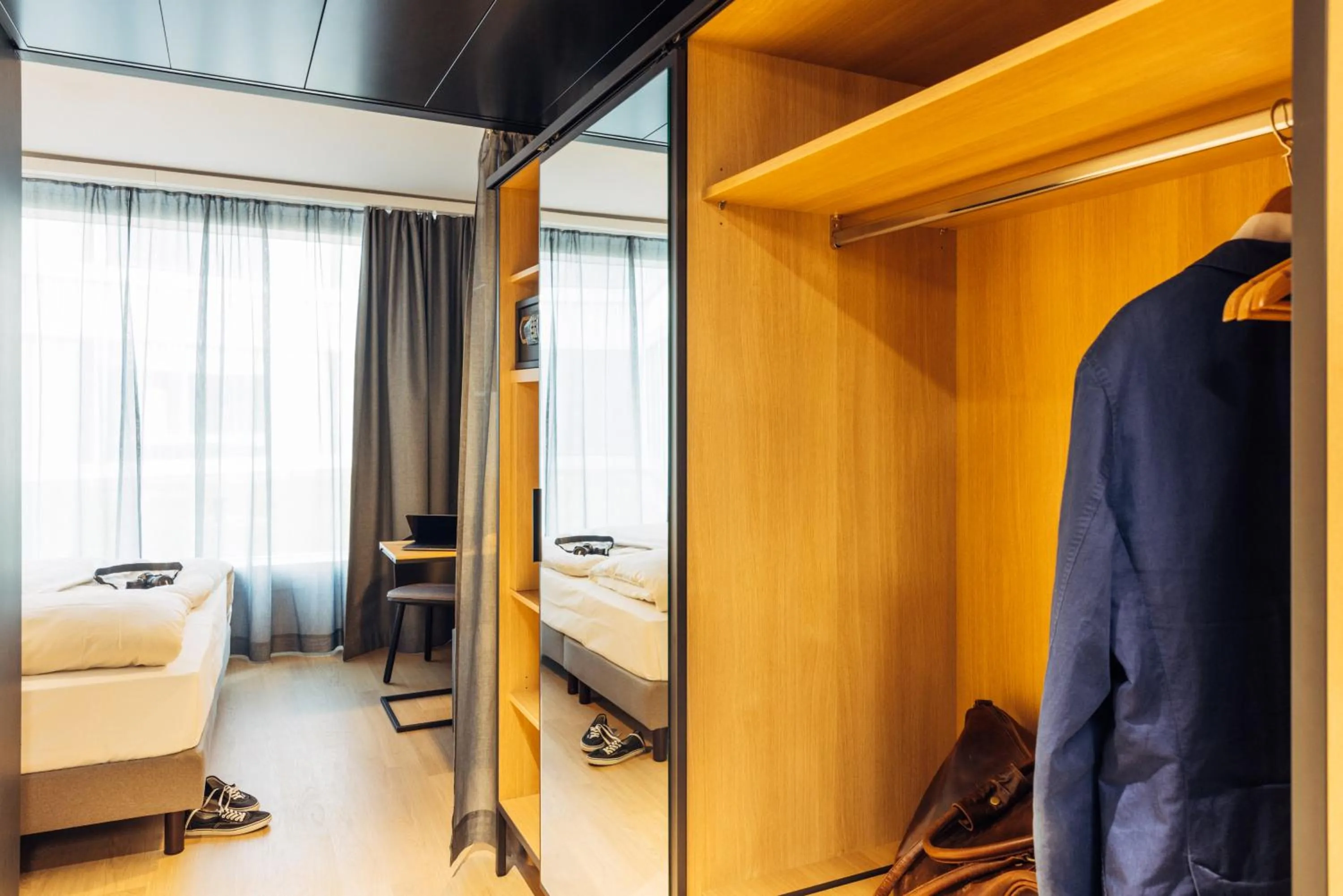 wardrobe, Bed in harry's home Bern-Expo