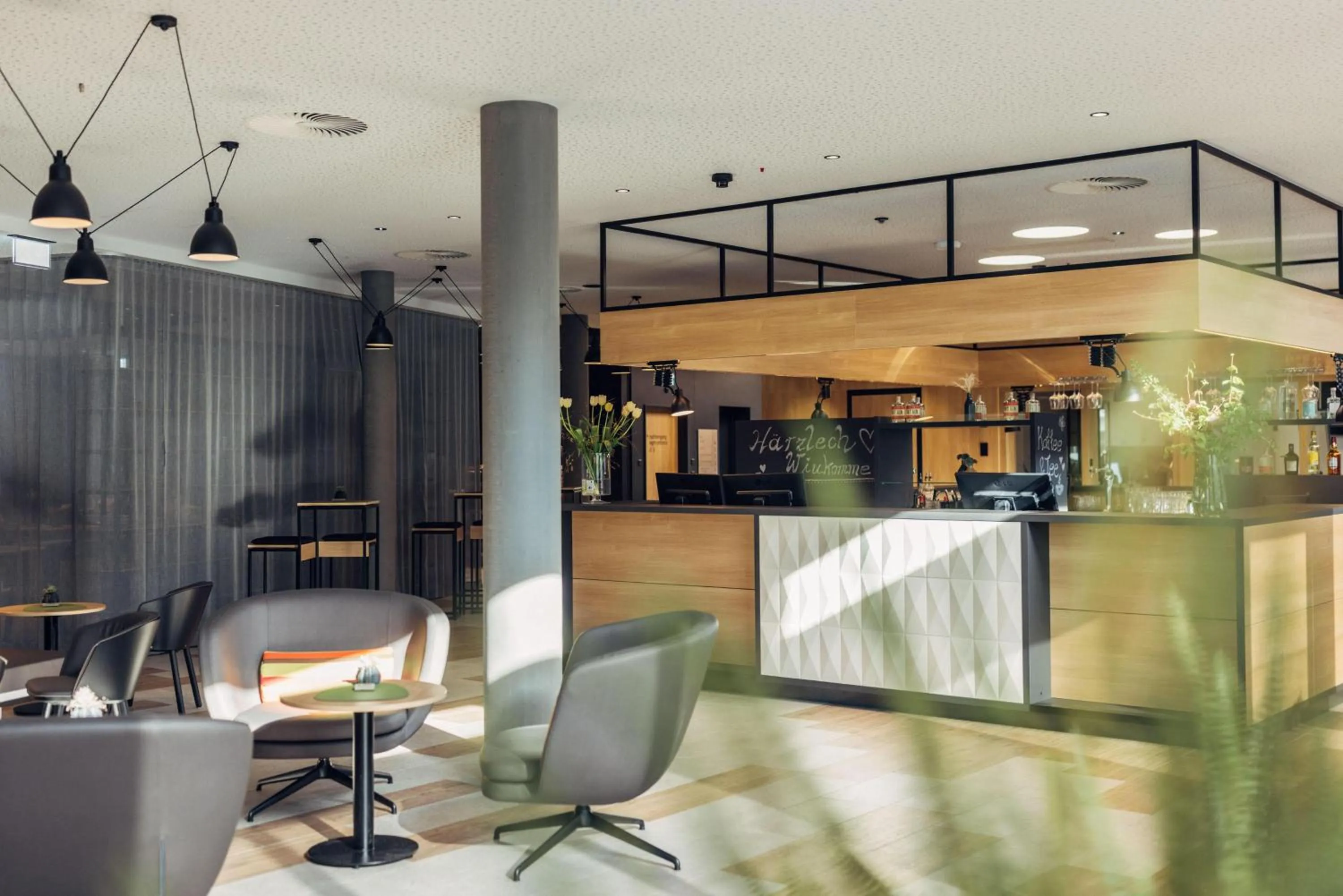 Lobby or reception in harry's home Bern-Expo