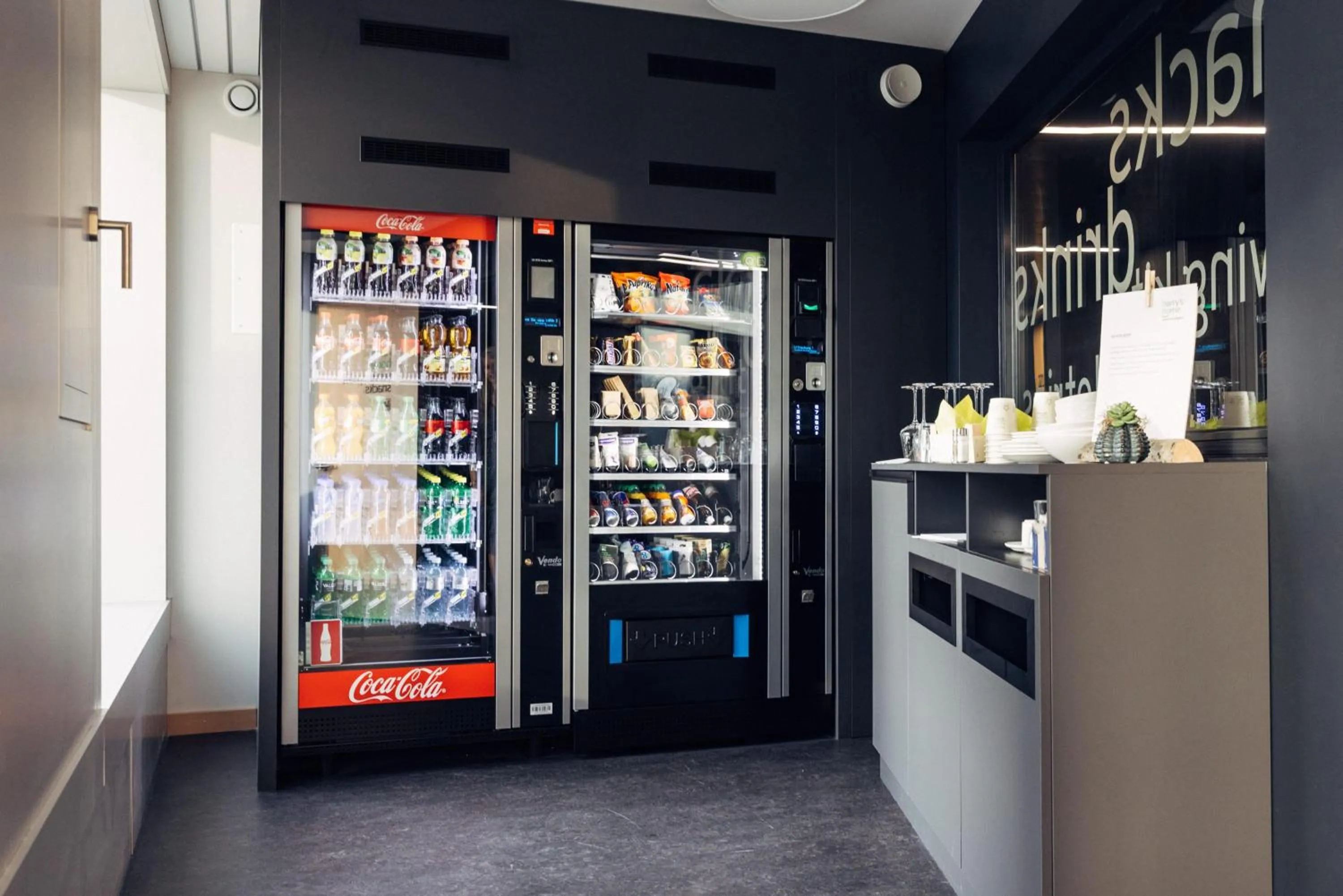 Other in harry's home Bern-Expo