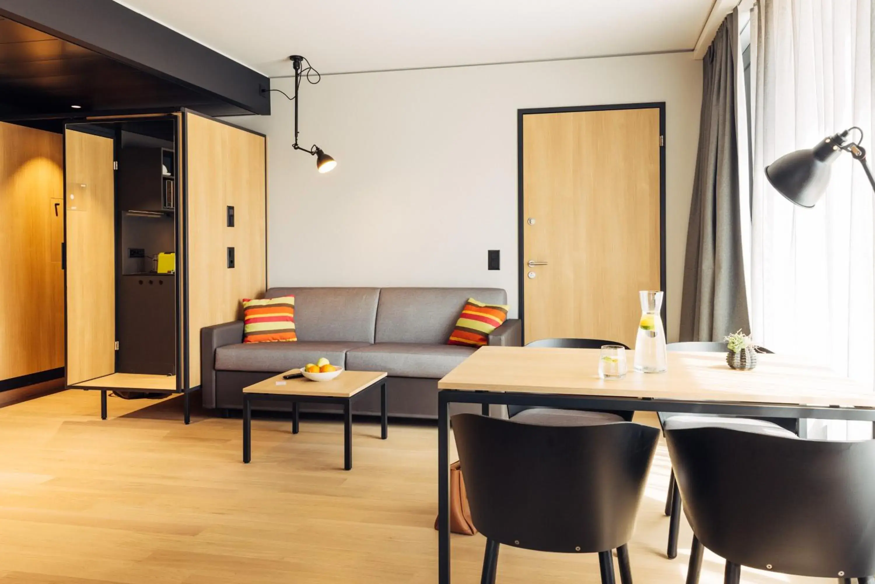 Living room in harry's home Bern-Expo Living room in harry's home Bern-Expo