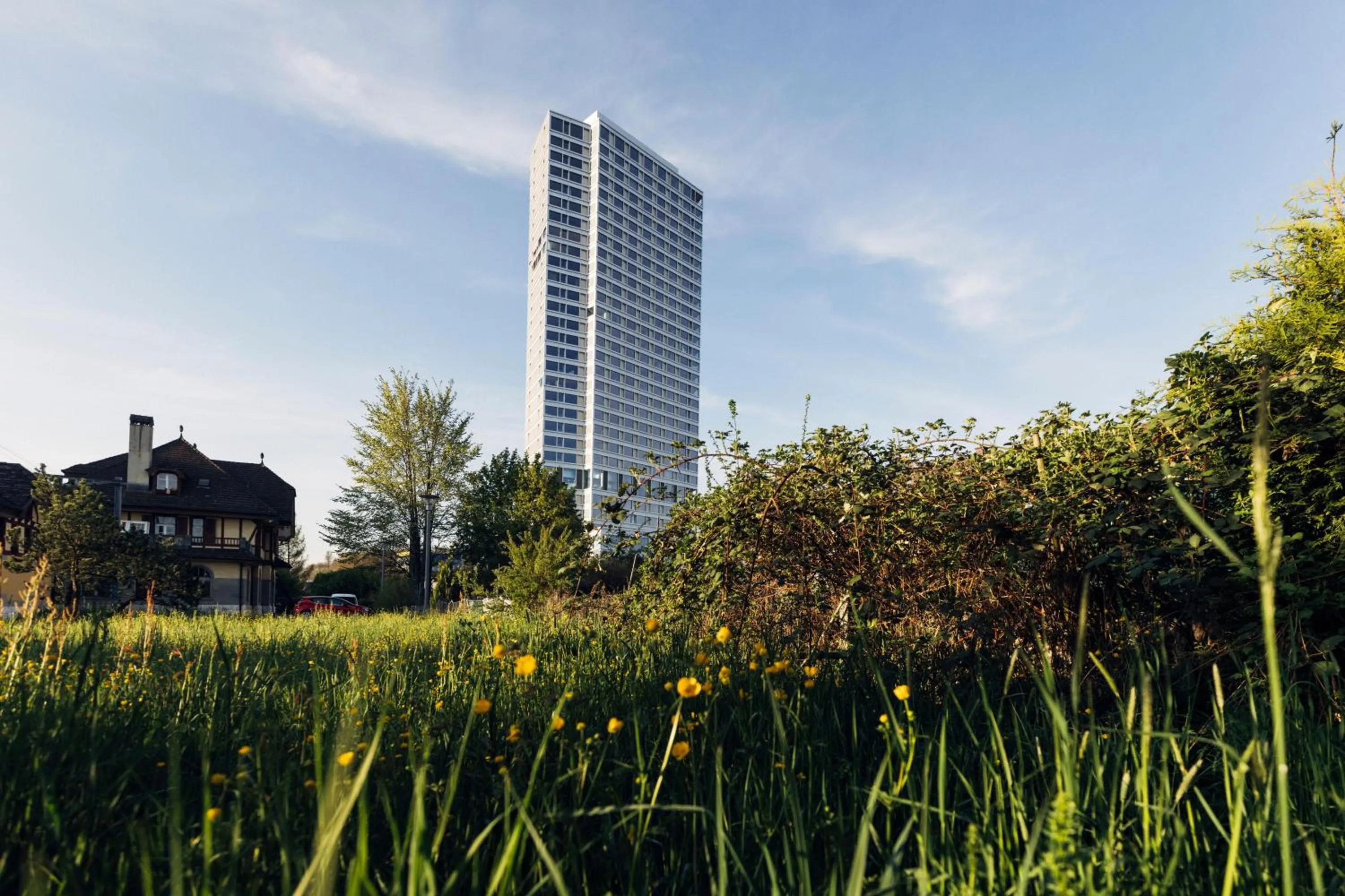 Property building in harry's home Bern-Expo