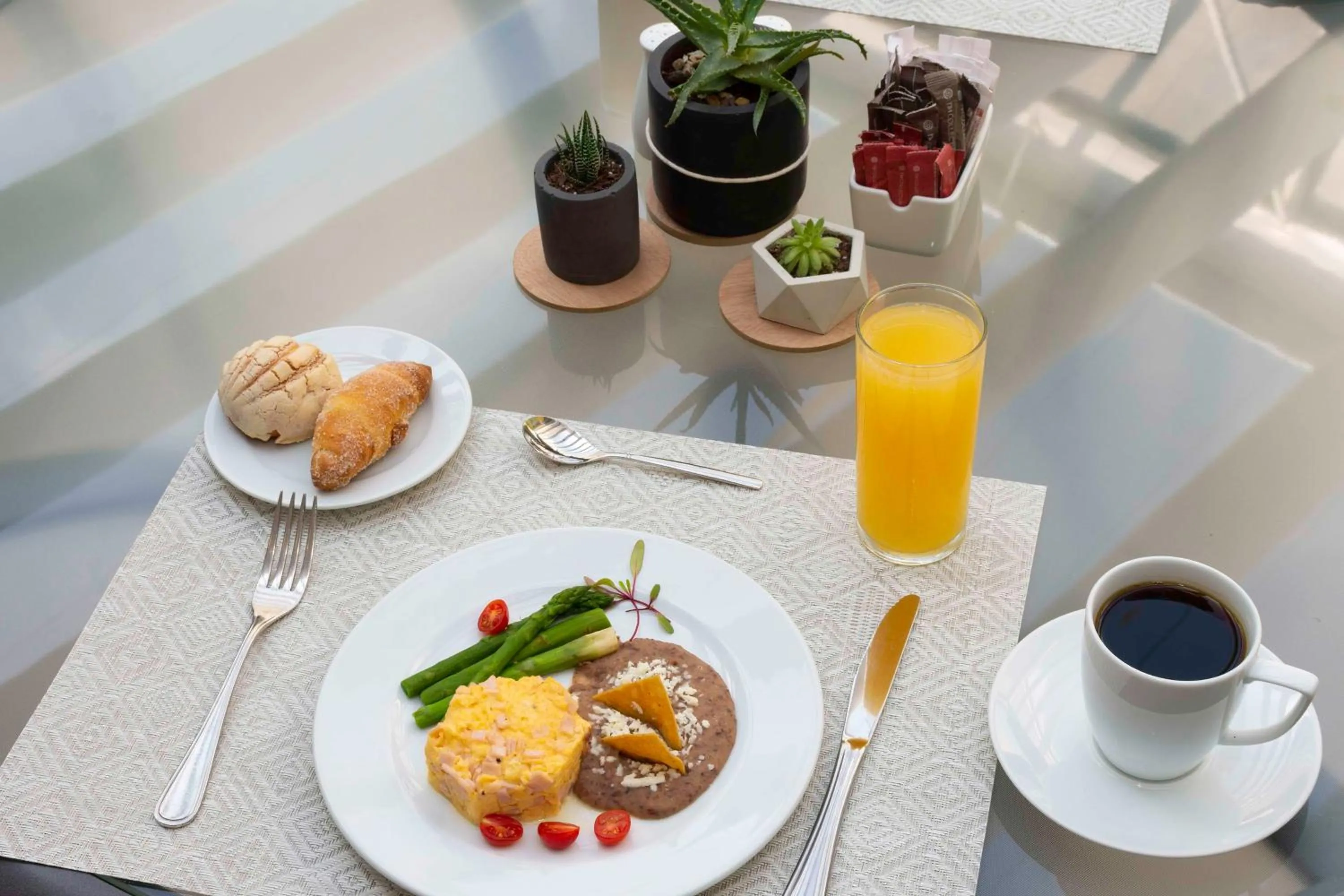 Breakfast in NH Collection México City Centro Histórico