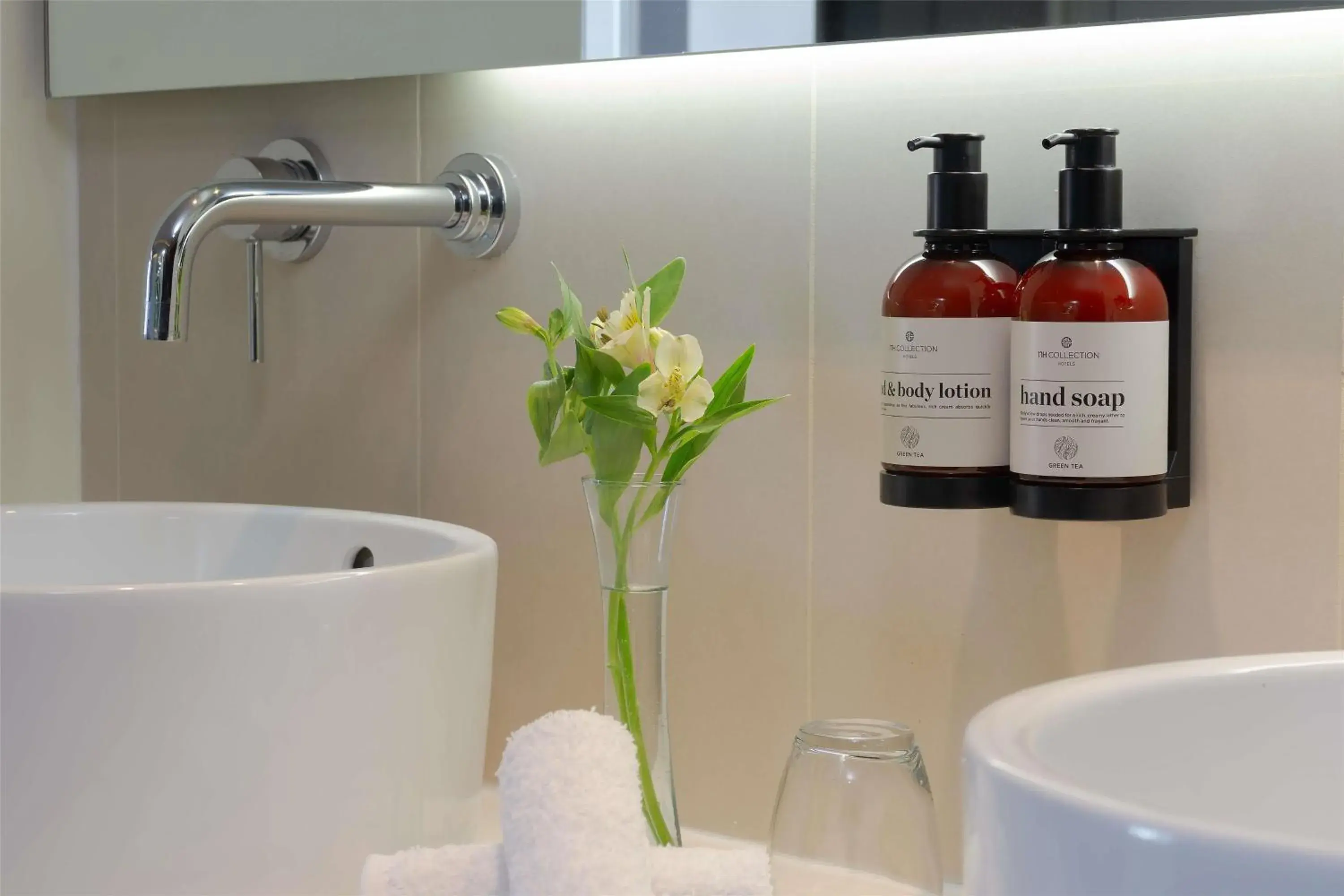 Bedroom in NH Collection Mexico City Reforma Bedroom in NH Collection Mexico City Reforma