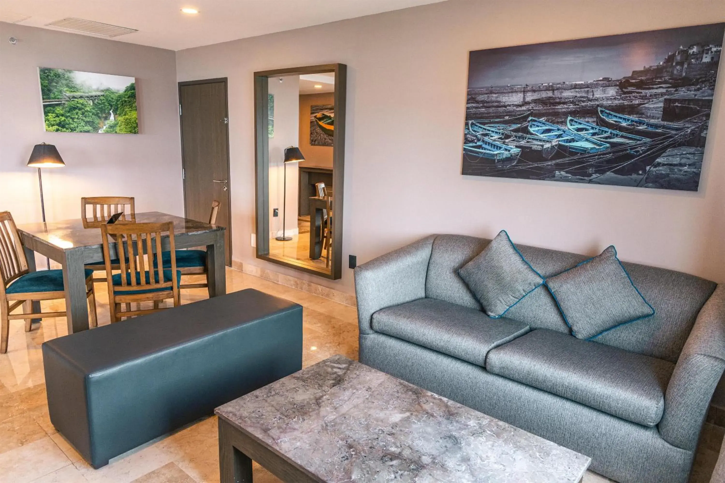 Living room in Hilton Garden Inn Veracruz Boca del Rio Living room in Hilton Garden Inn Veracruz Boca del Rio