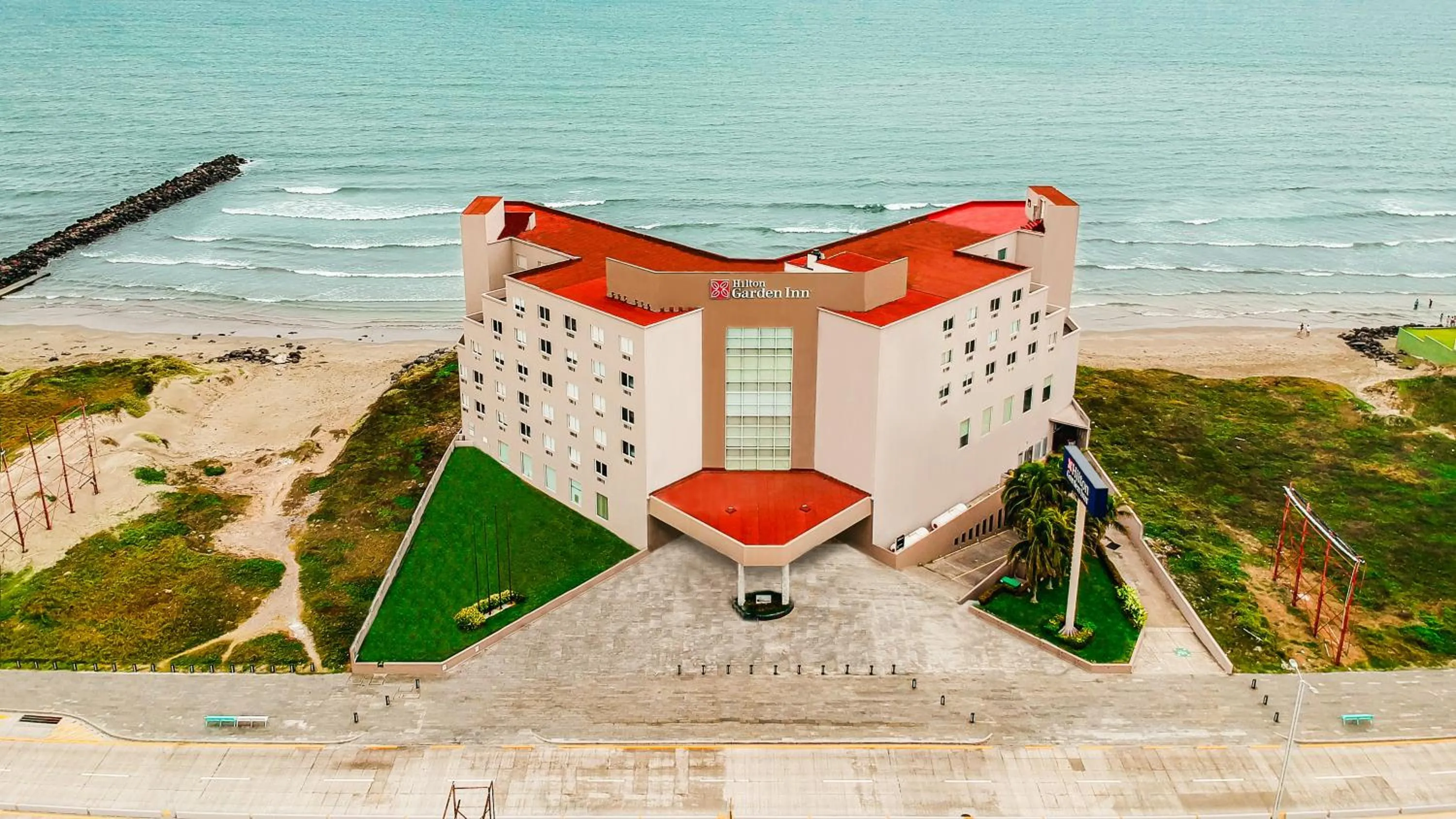 Facade/entrance in Hilton Garden Inn Veracruz Boca del Rio