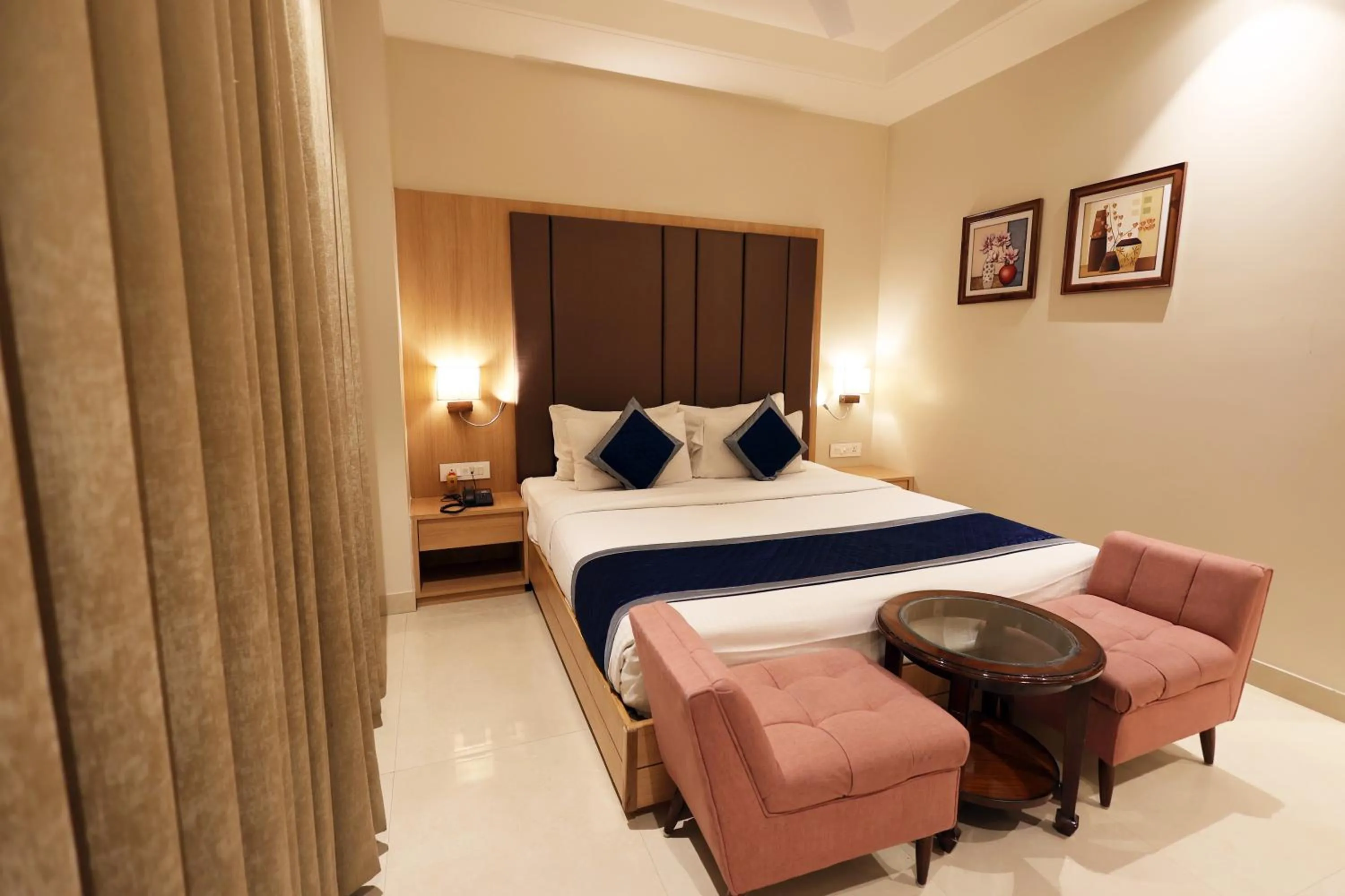 Photo of the whole room, Bed in The Elegance Hotel