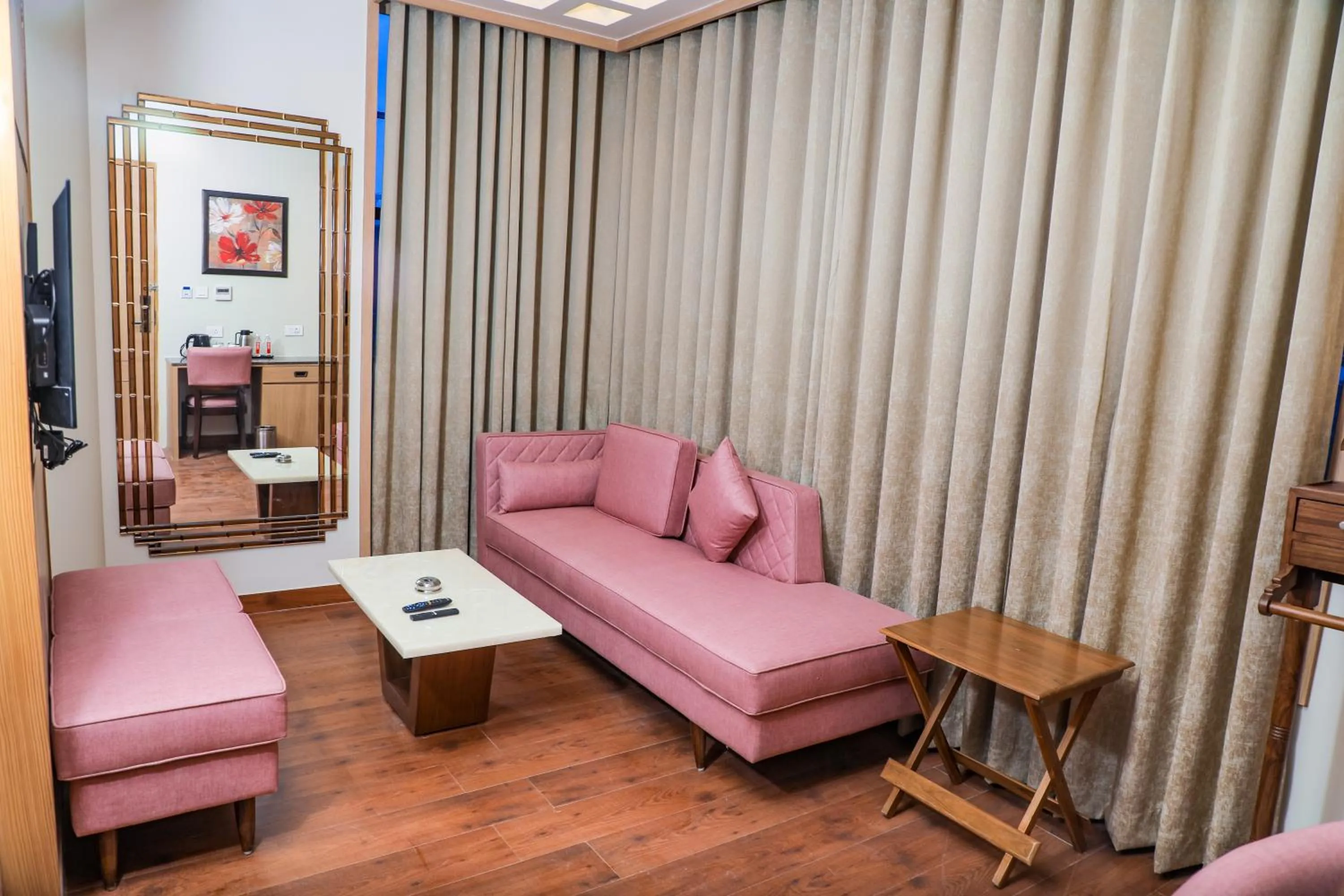 Living room in The Elegance Hotel