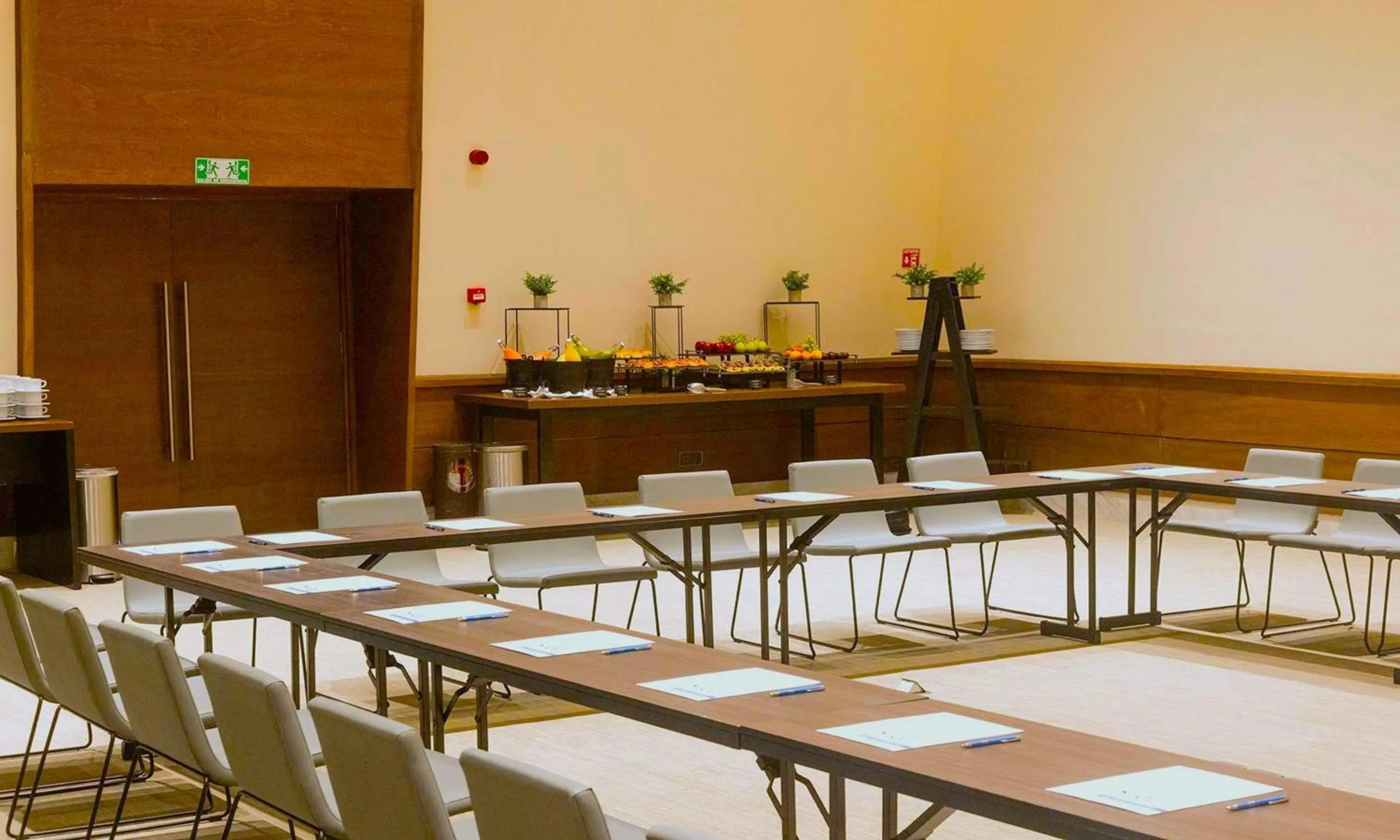 Meeting/conference room in Grand Palladium Colonial Resort & Spa - All Inclusive