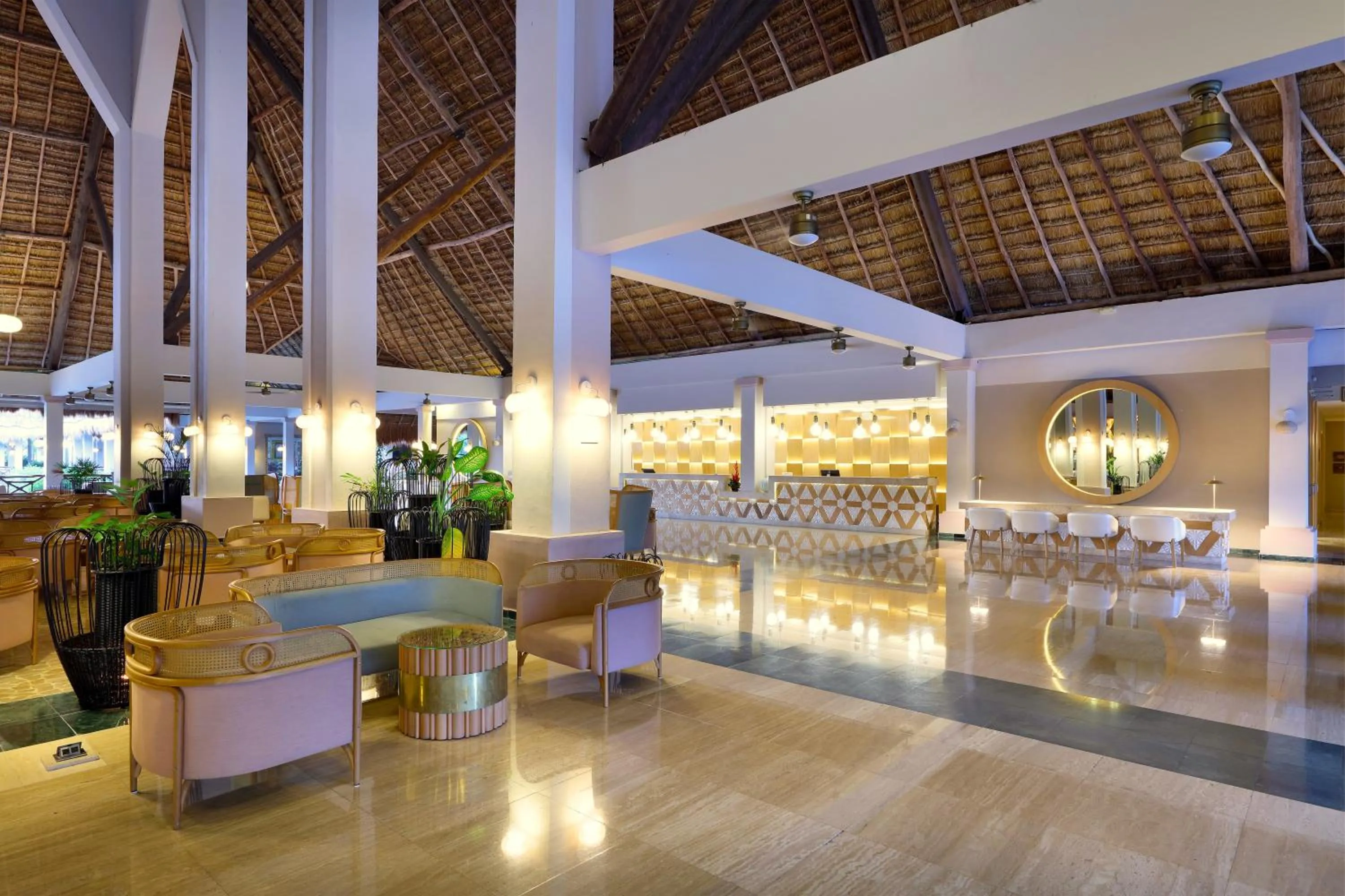 Lobby or reception in Grand Palladium Select White Sand Resort & Spa - All Inclusive