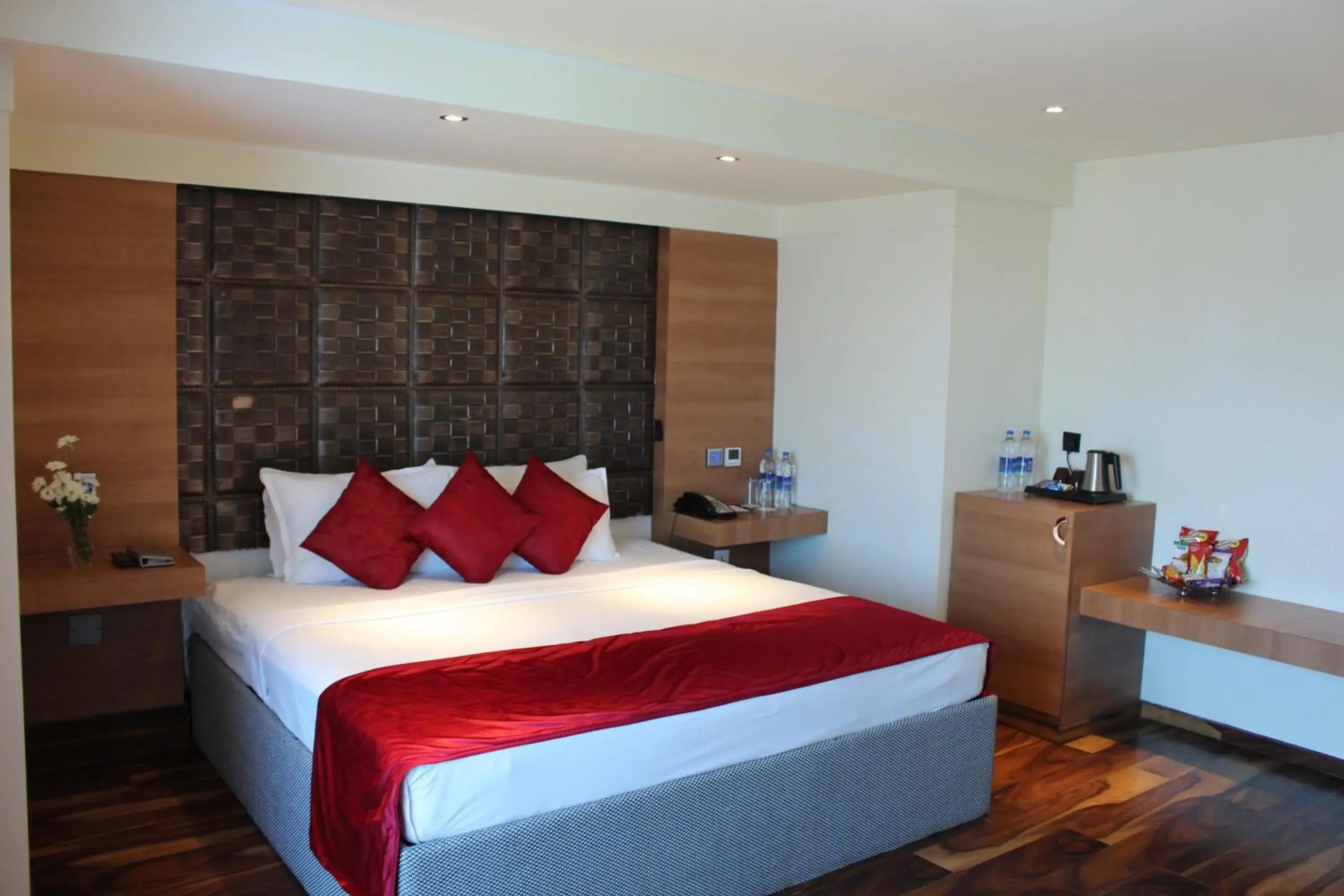 Photo of the whole room, Bed in Ramada by Wyndham Alleppey Photo of the whole room, Bed in Ramada by Wyndham Alleppey