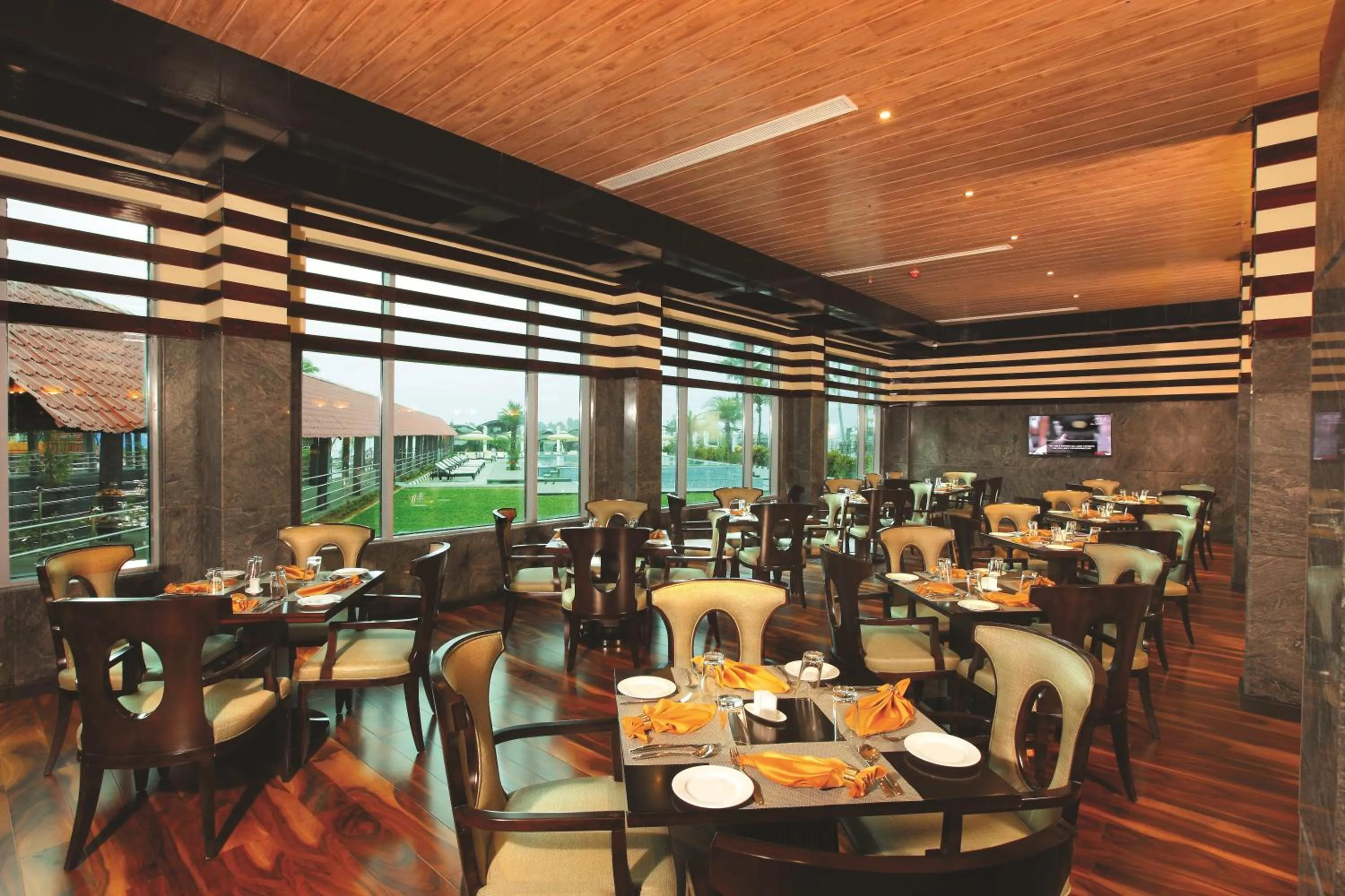 Restaurant/places to eat in Ramada by Wyndham Alleppey