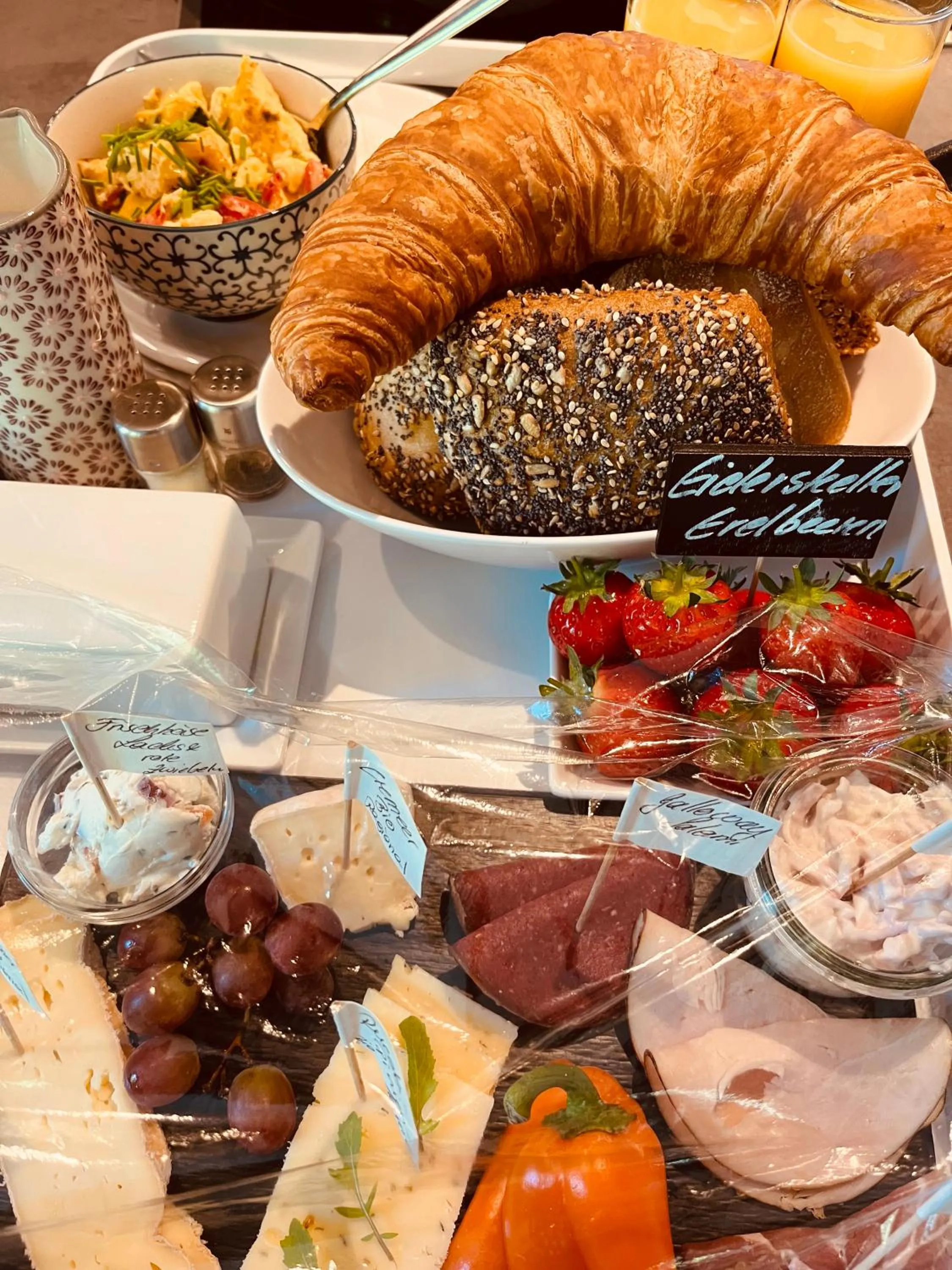 Breakfast in Hof Steinhütten