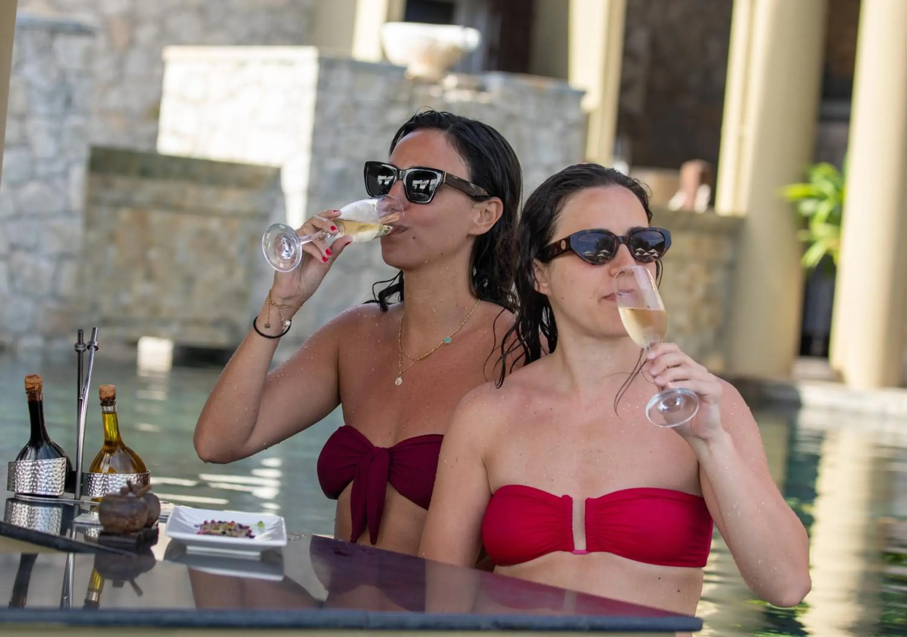 Lounge or bar in Le Domaine de L'Orangeraie Resort and Spa Lounge or bar in Le Domaine de L'Orangeraie Resort and Spa