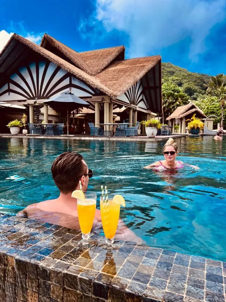 Lounge or bar in Le Domaine de L'Orangeraie Resort and Spa