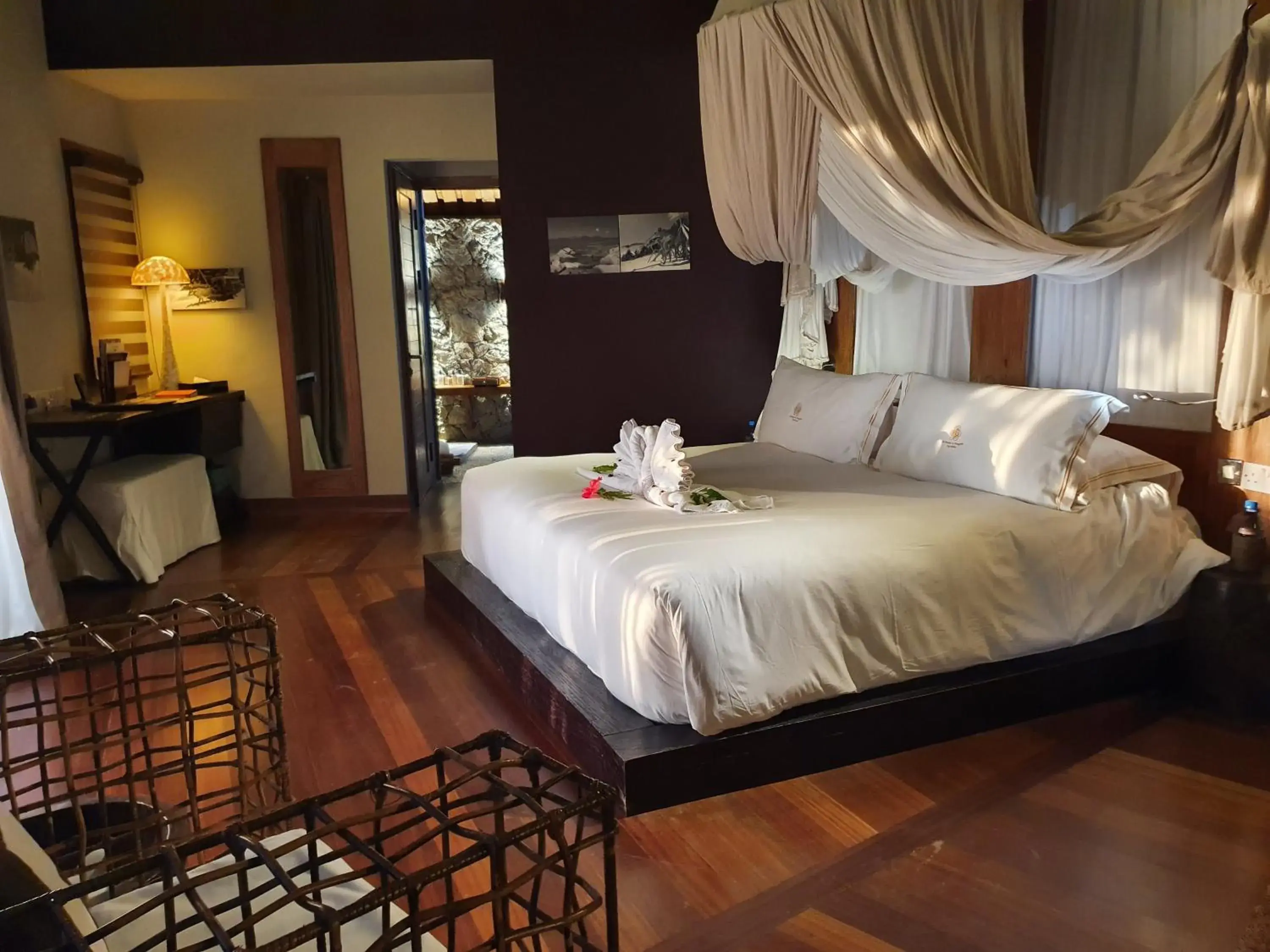 Bed in Le Domaine de L'Orangeraie Resort and Spa Bed in Le Domaine de L'Orangeraie Resort and Spa