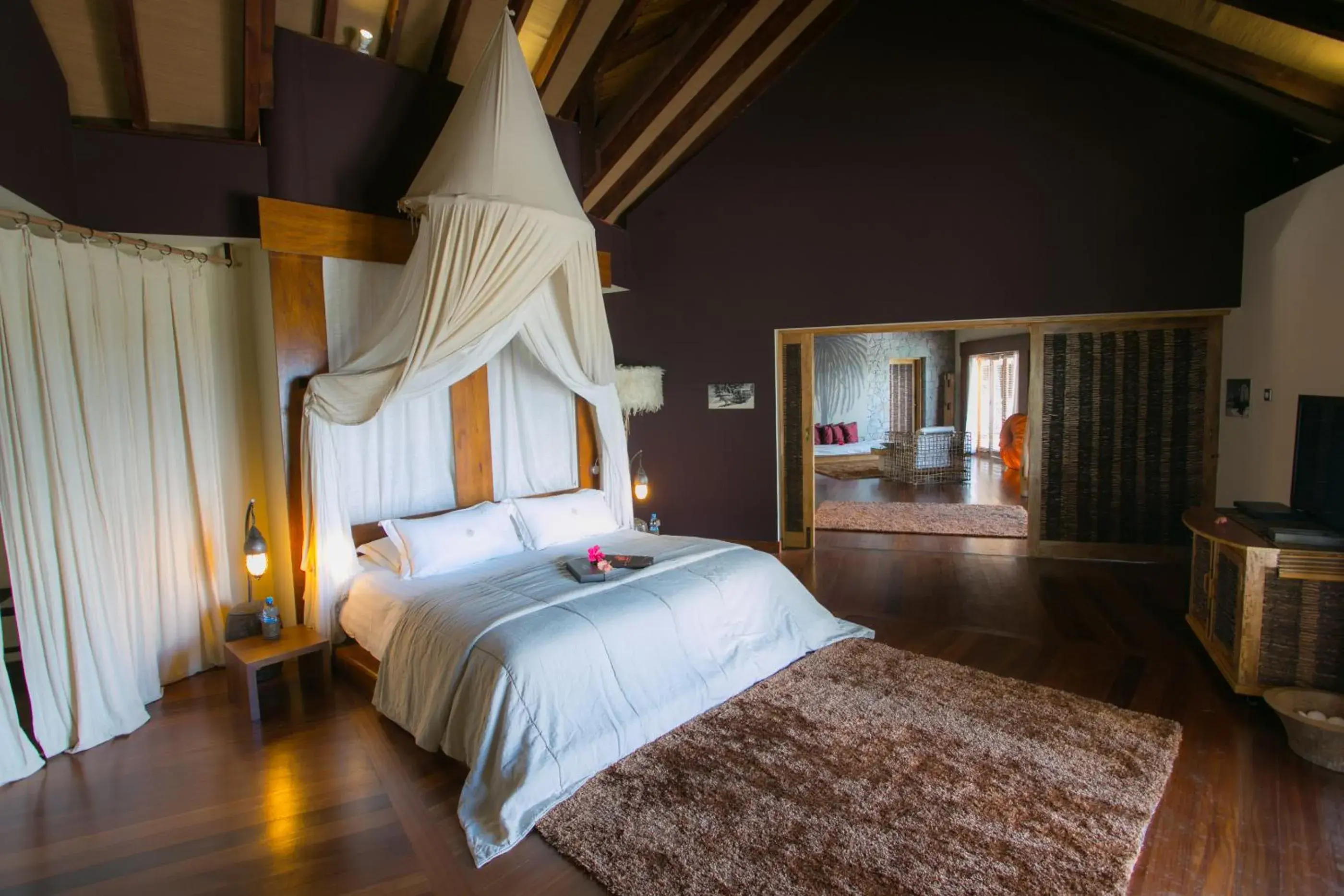 Bed in Le Domaine de L'Orangeraie Resort and Spa Bed in Le Domaine de L'Orangeraie Resort and Spa