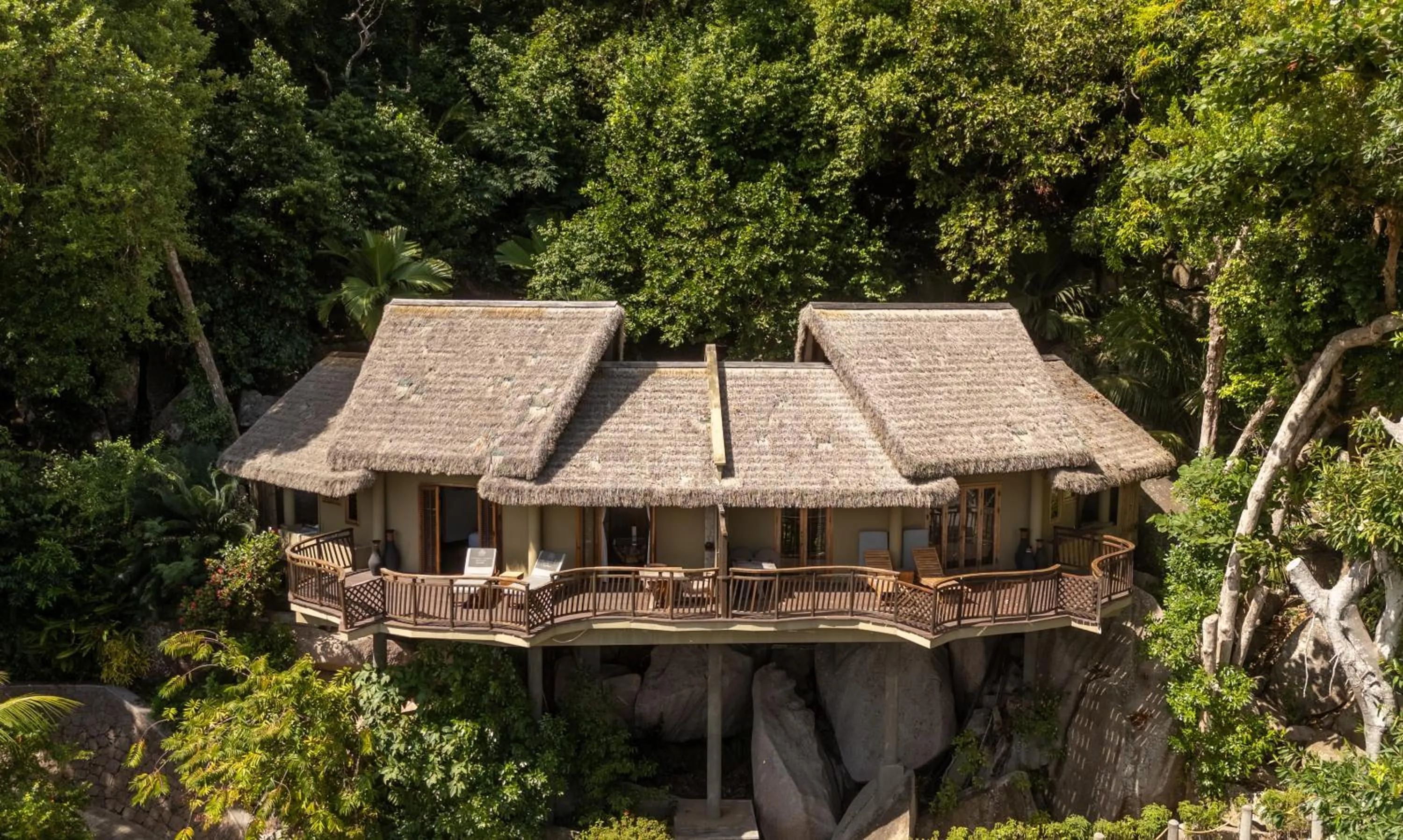 Property building in Le Domaine de L'Orangeraie Resort and Spa