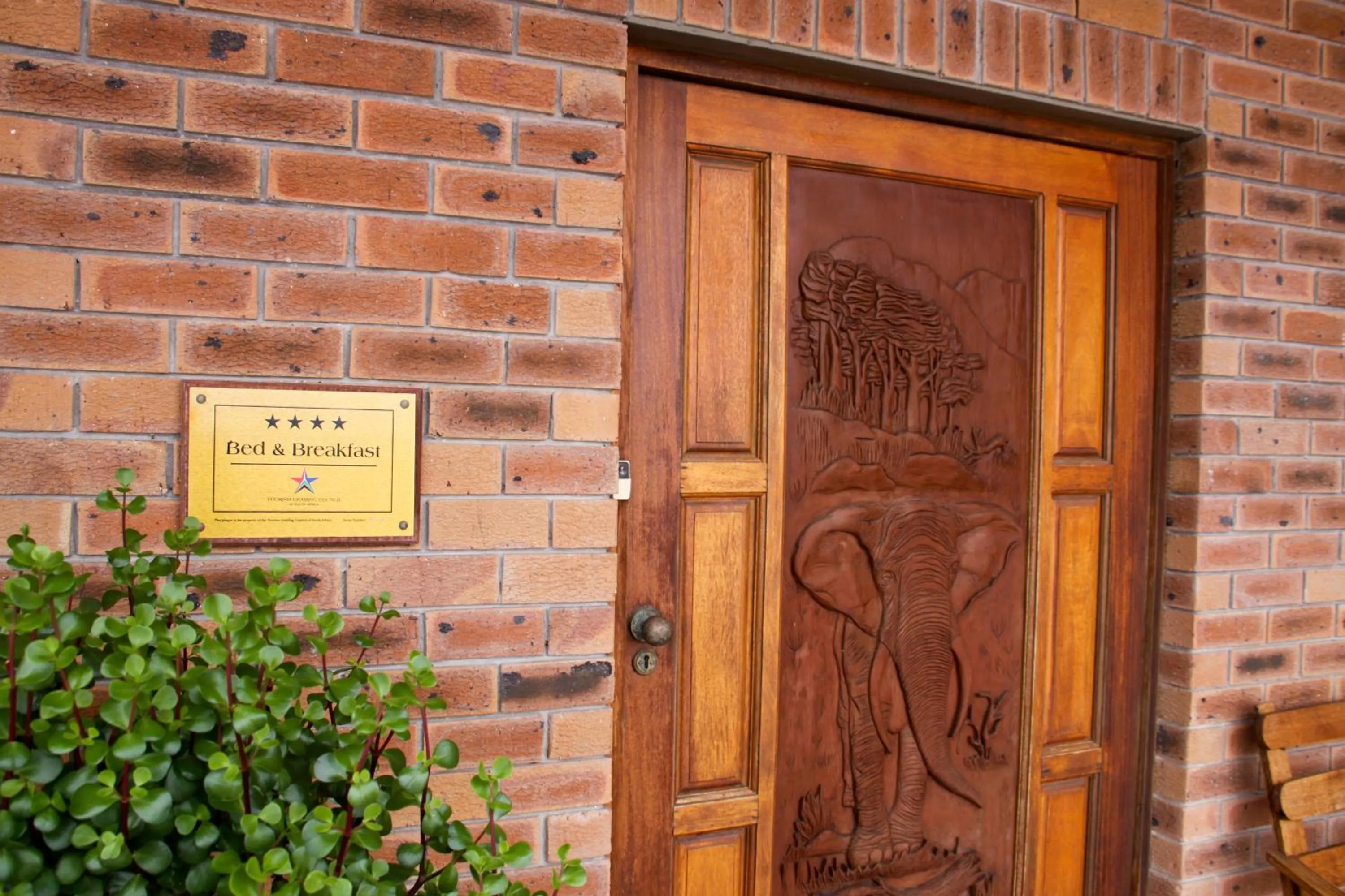 Facade/entrance in Blougans B&B