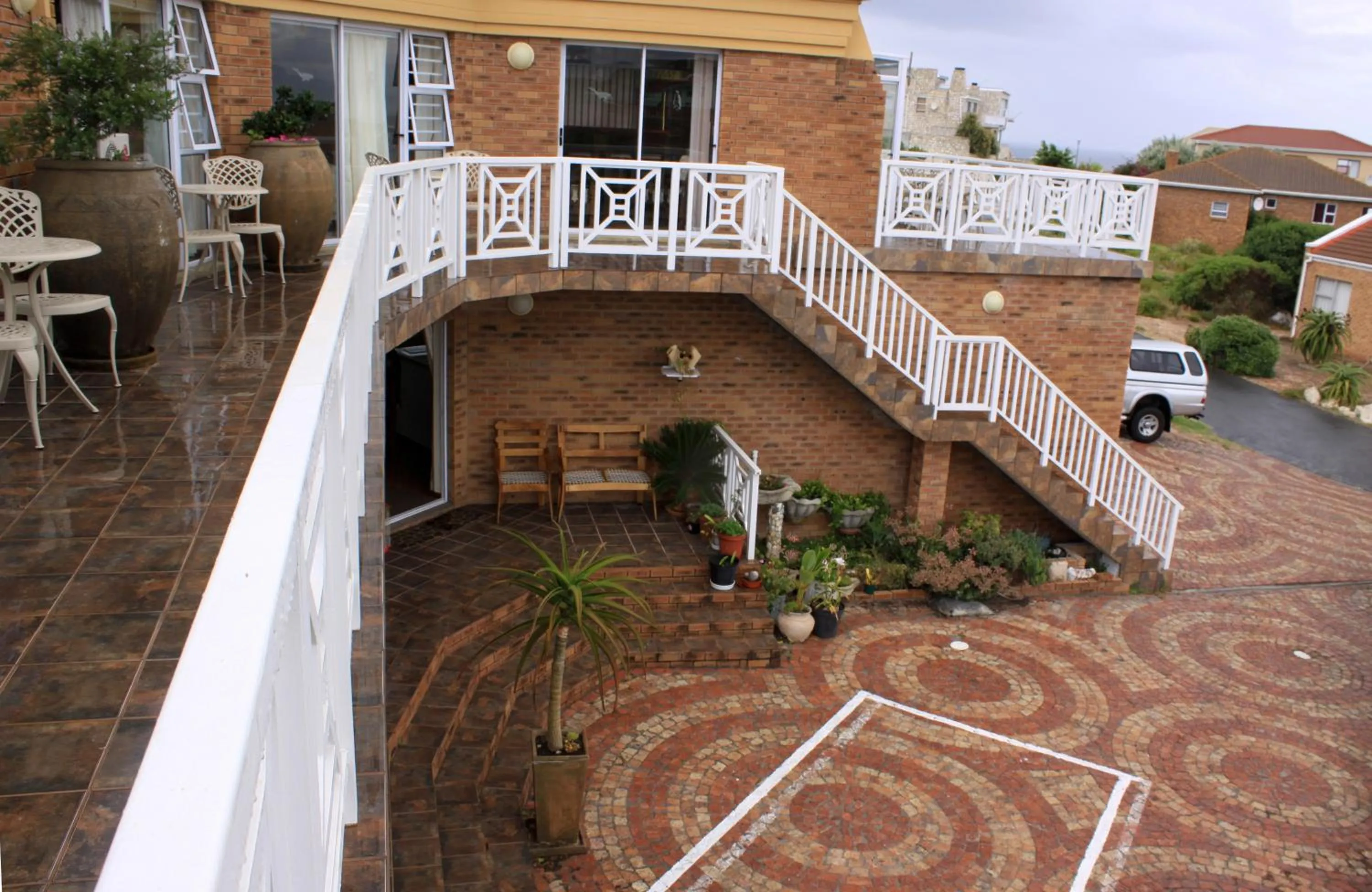 Facade/entrance in Blougans B&B