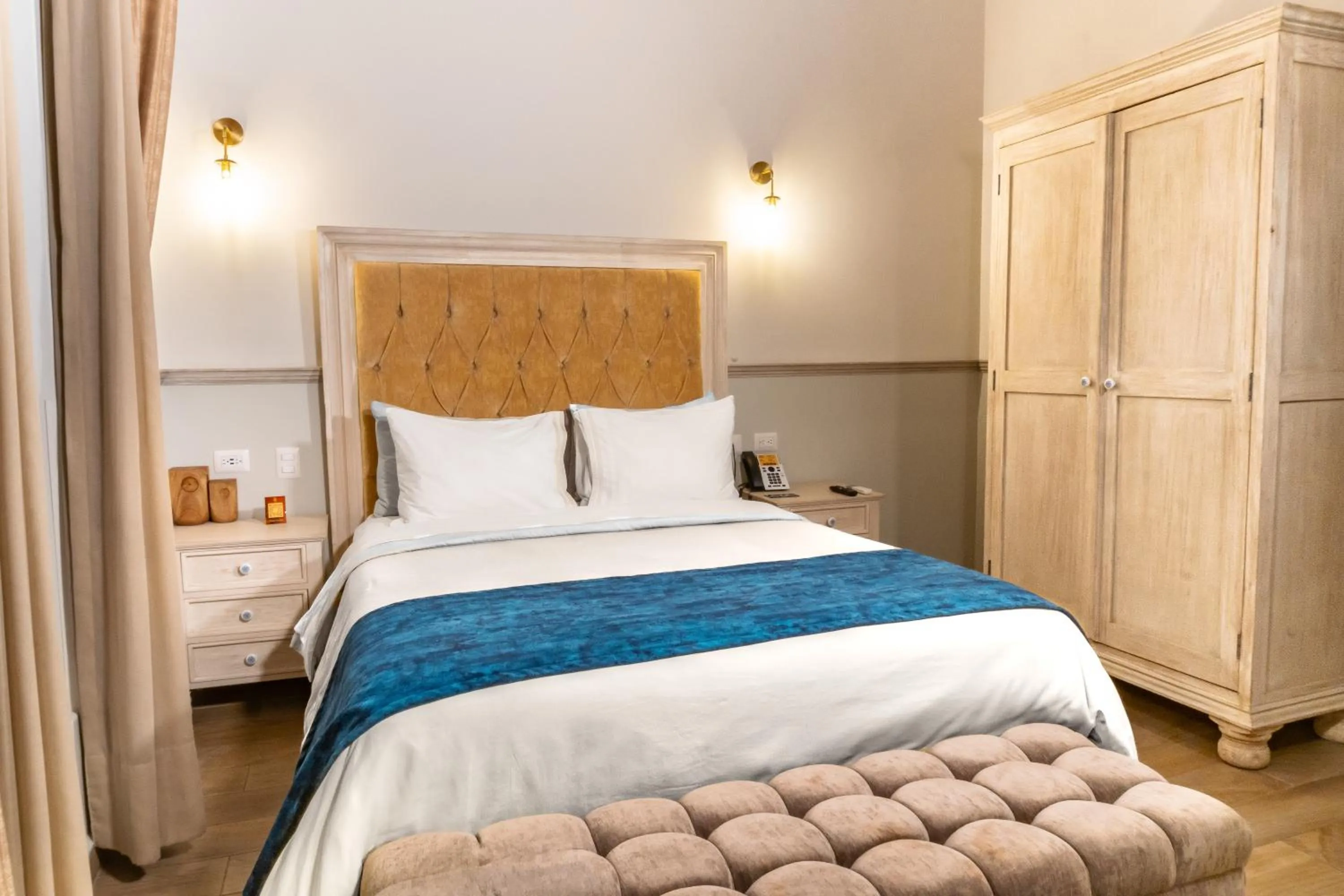 Bed in voco Royalty Puebla Downtown by IHG