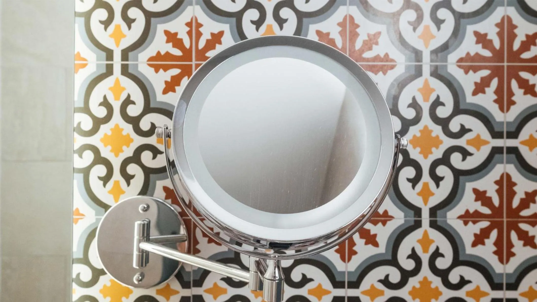 Photo of the whole room in voco Royalty Puebla Downtown by IHG