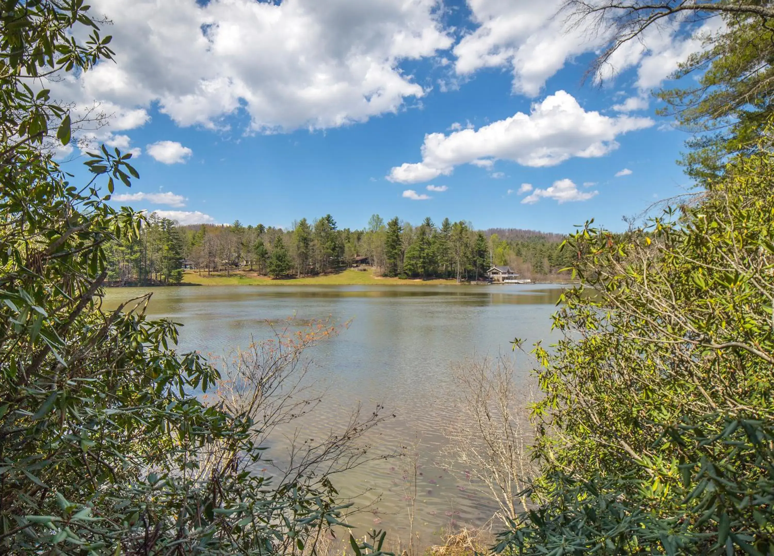 Lake view in Kanuga Inn & Lodging Lake view in Kanuga Inn & Lodging