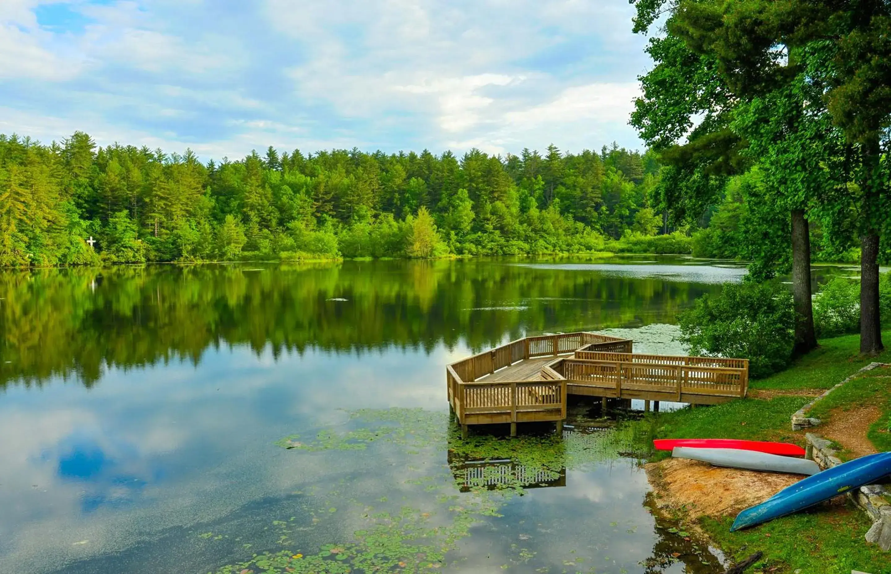 Lake view in Kanuga Inn & Lodging Lake view in Kanuga Inn & Lodging