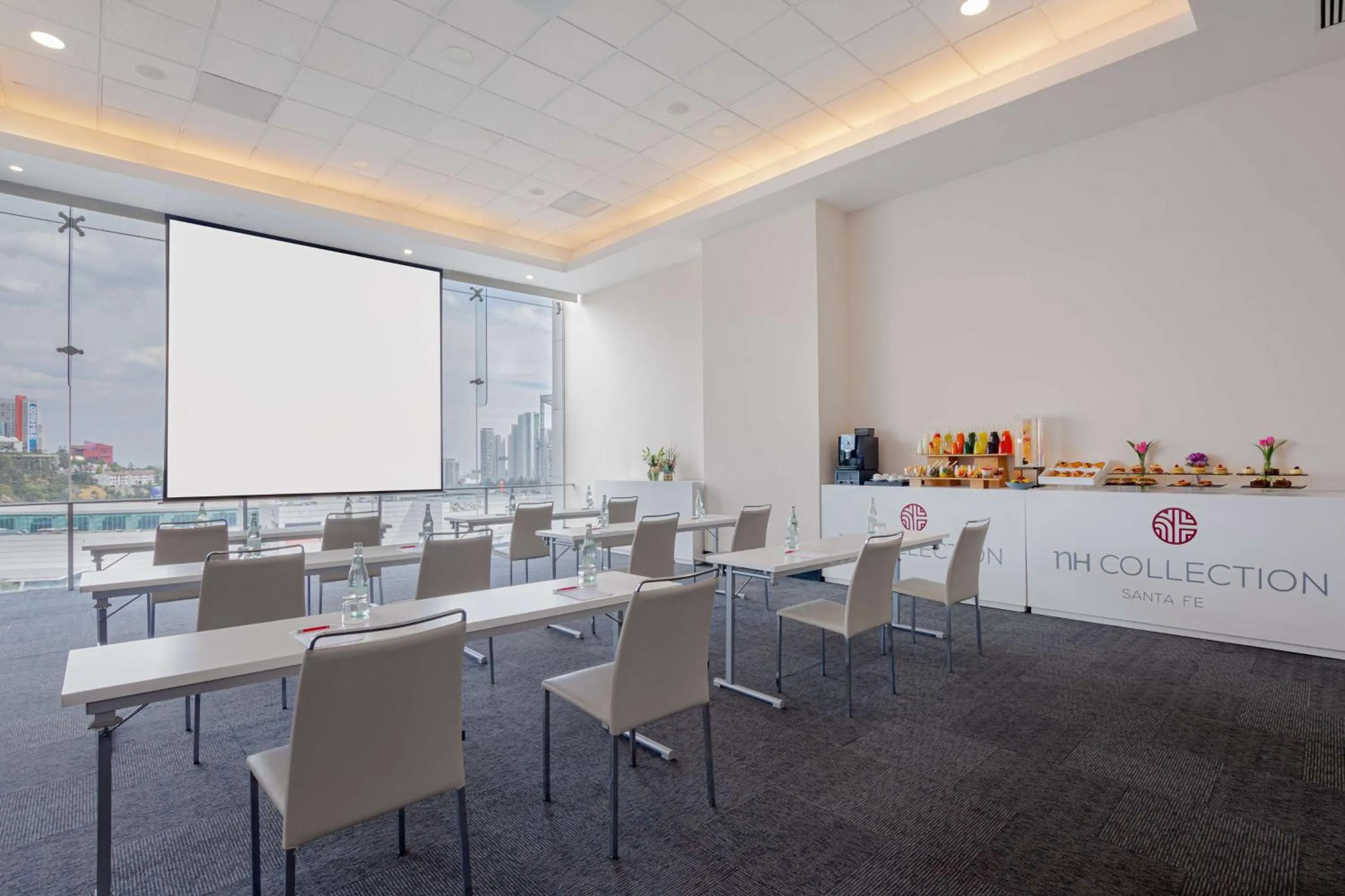 Meeting/conference room in NH Collection Mexico City Santa Fe