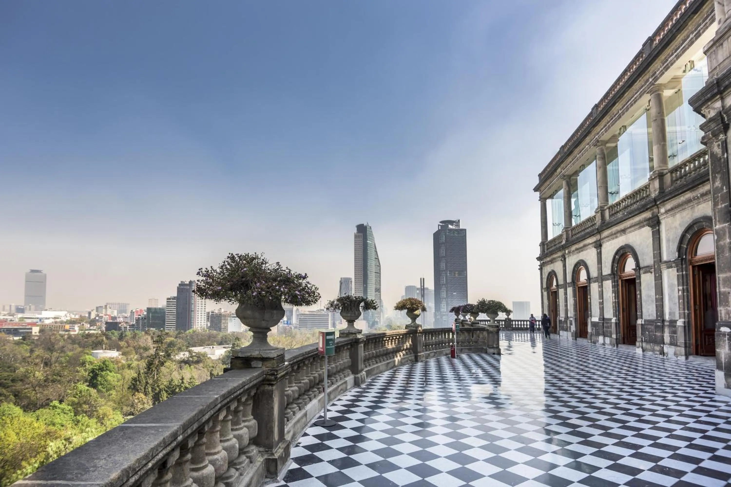 Property building in NH Collection Mexico City Santa Fe