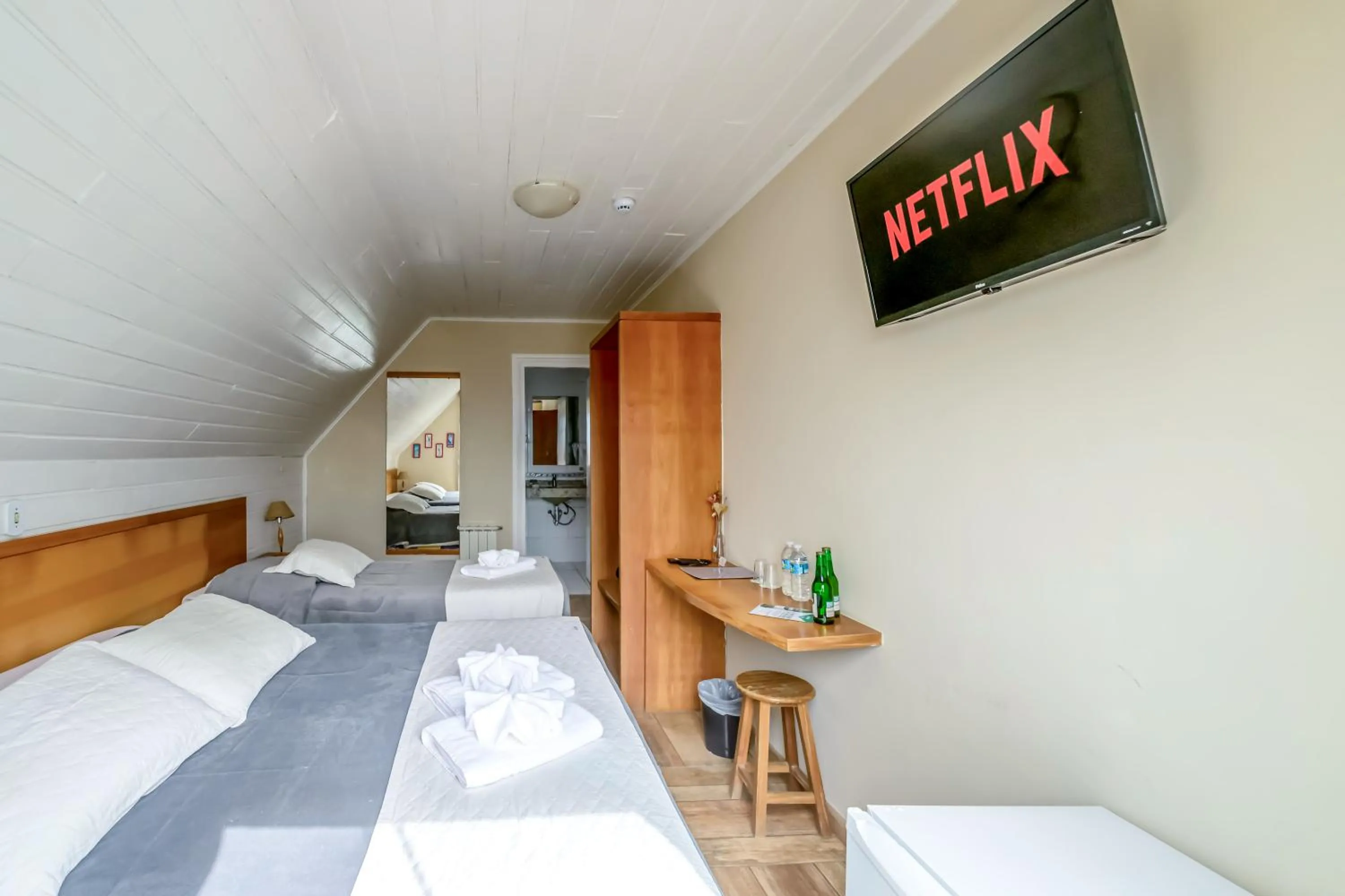 Triple Room with City View in Pousada Parque das Flores