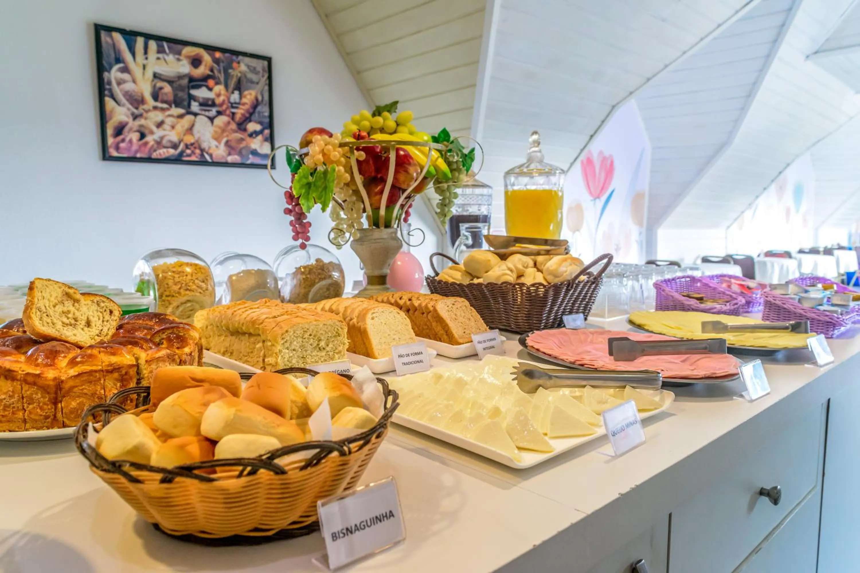 Breakfast in Pousada Parque das Flores