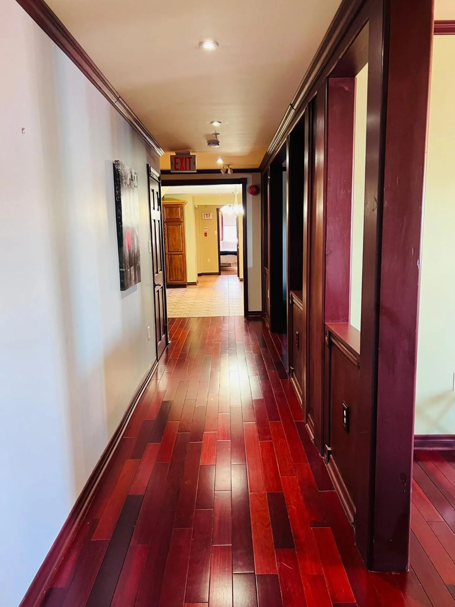 Harbourview Inn and Suites