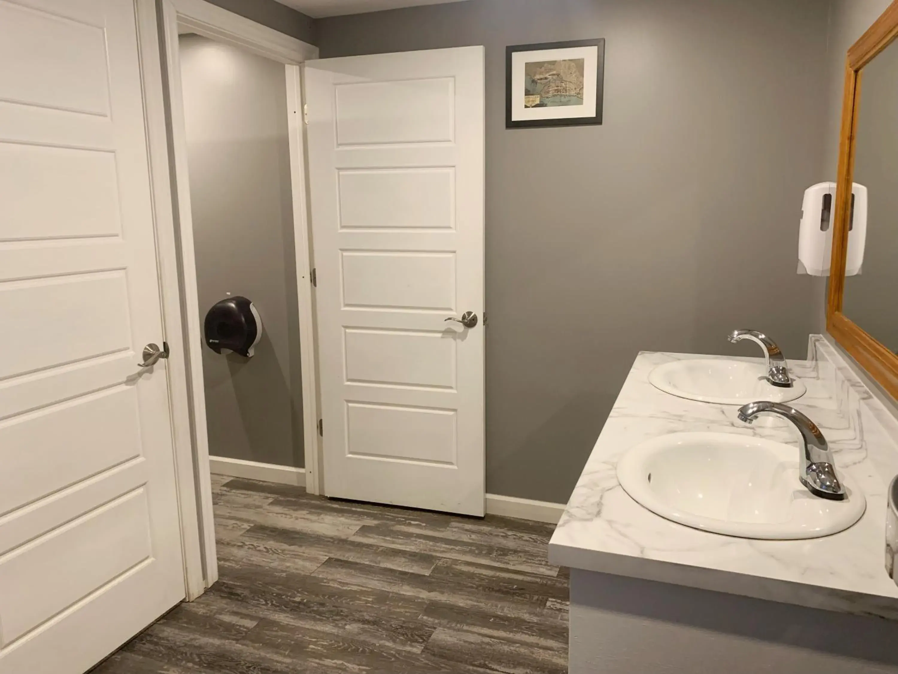 Public Bath in Harbourview Inn and Suites Public Bath in Harbourview Inn and Suites