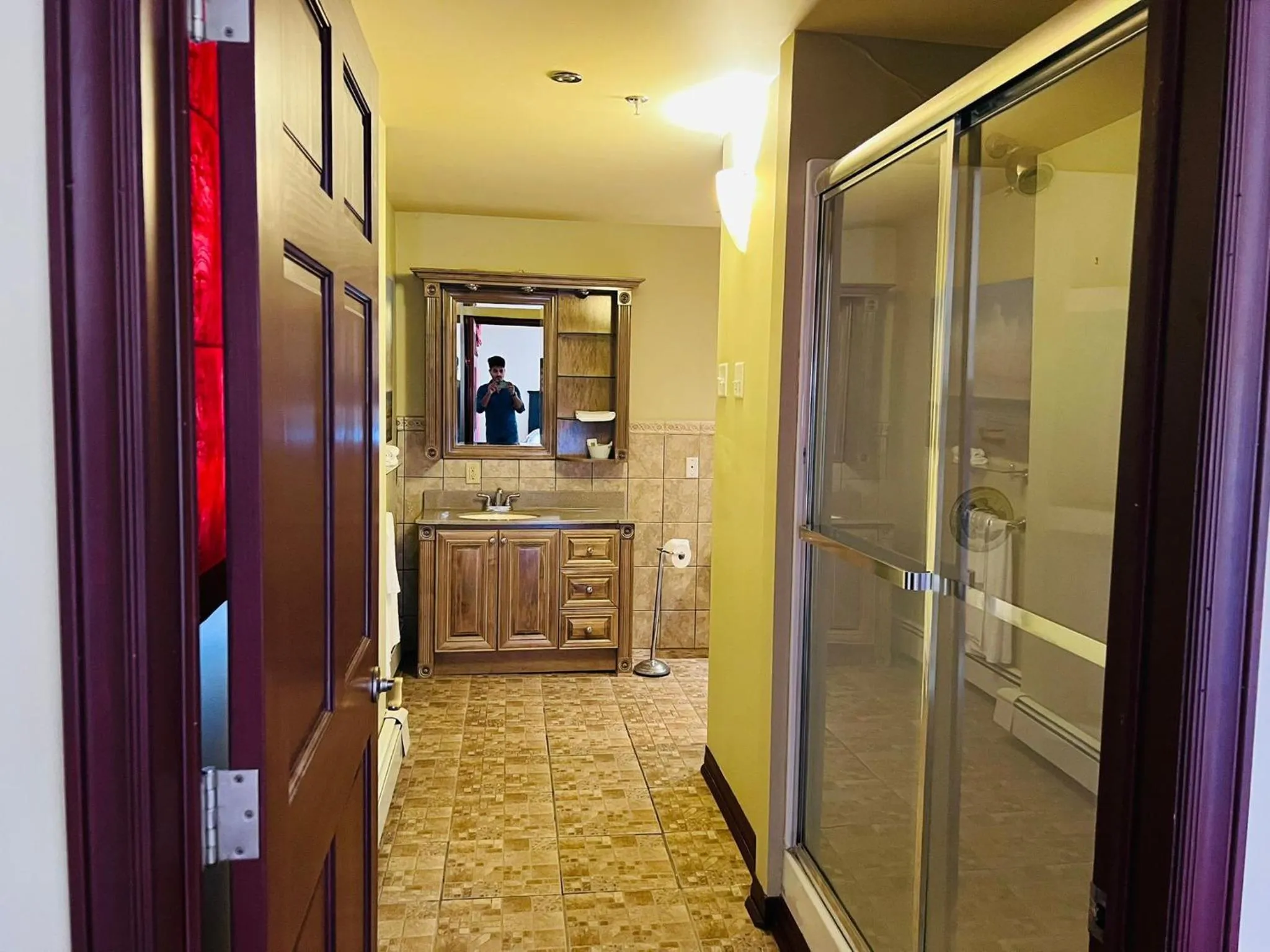 Harbourview Inn and Suites