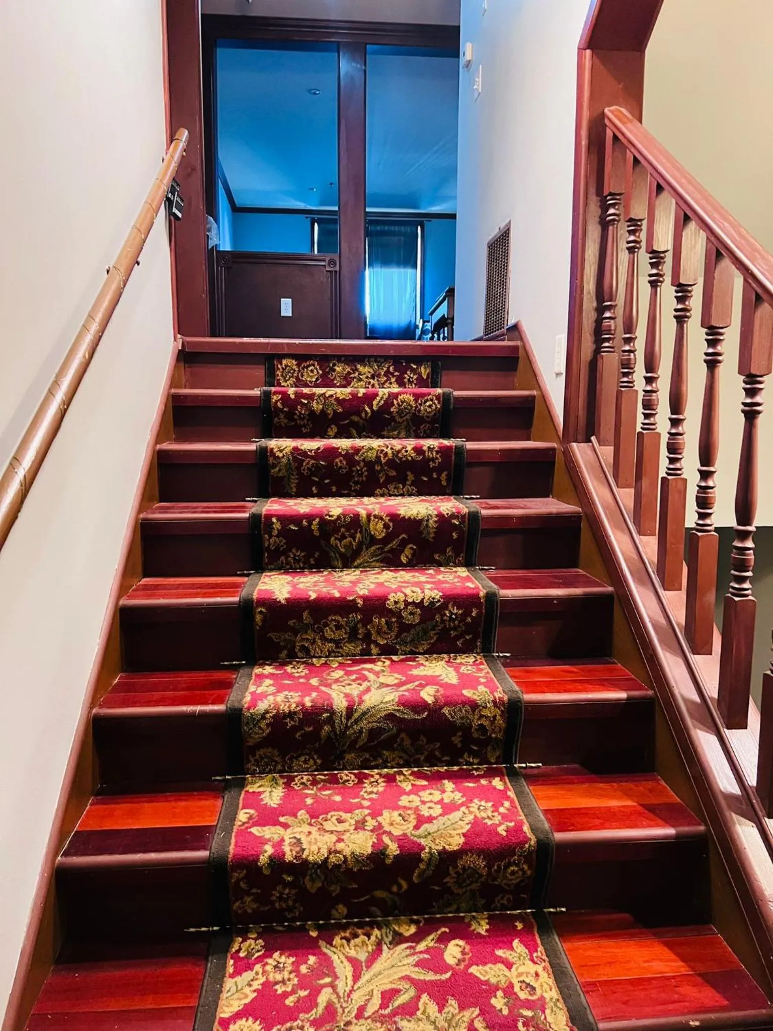 Harbourview Inn and Suites