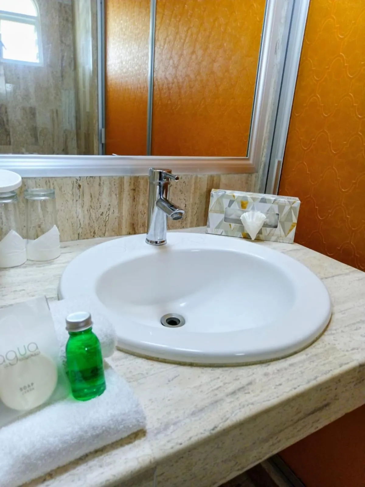 Bathroom in Hotel Calypso Cancun