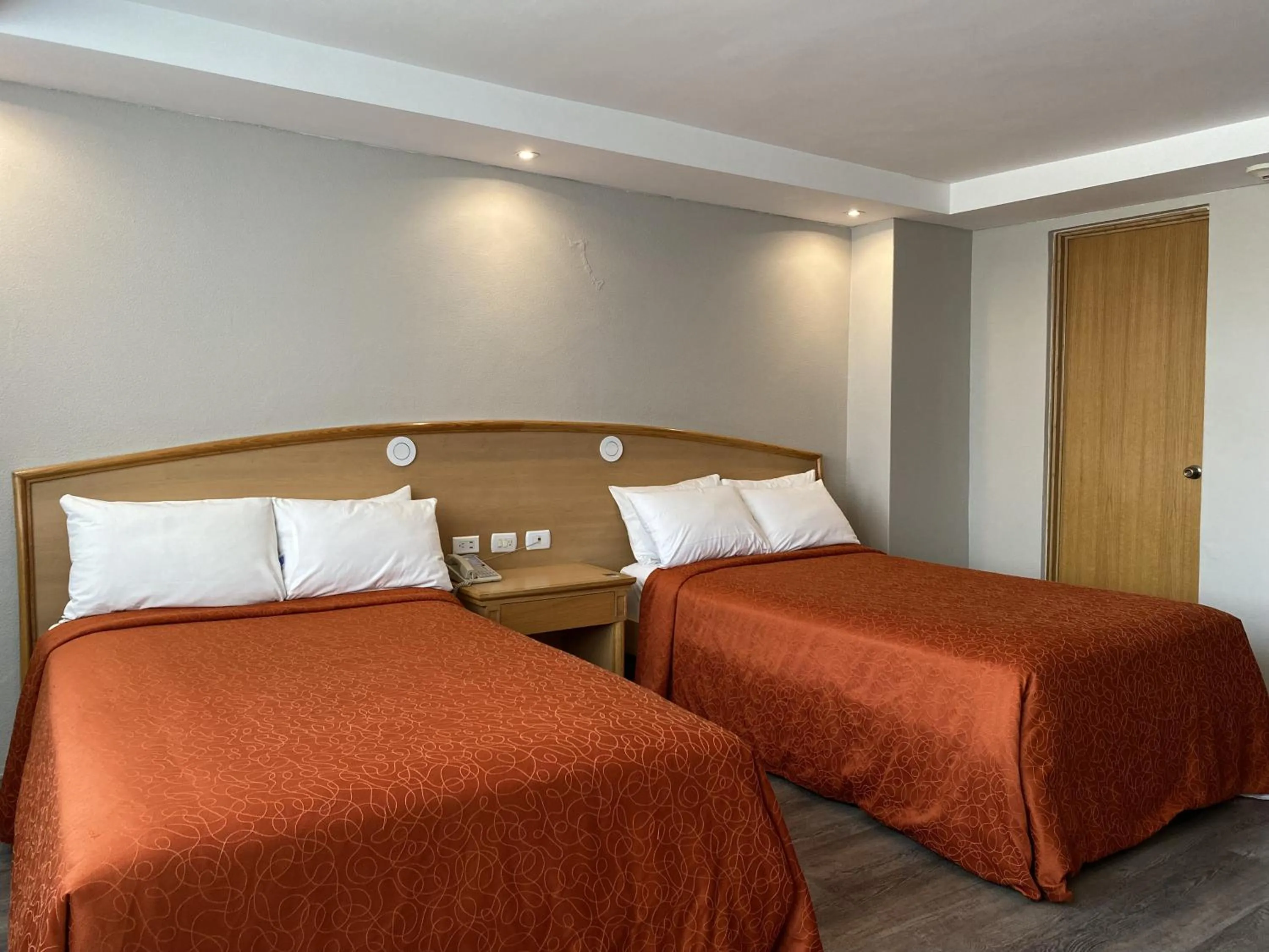 Bedroom, Bed in Hotel Benidorm